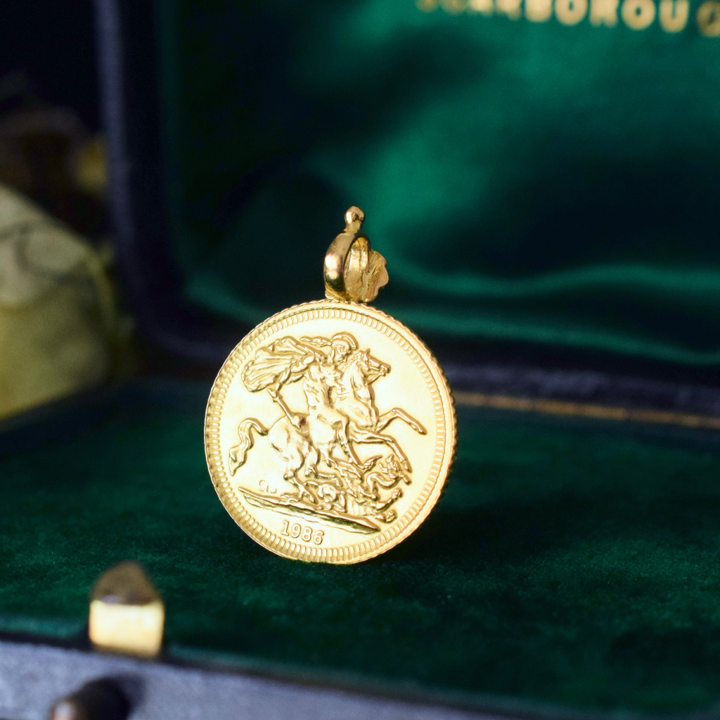 Replica hot sale sovereign ring