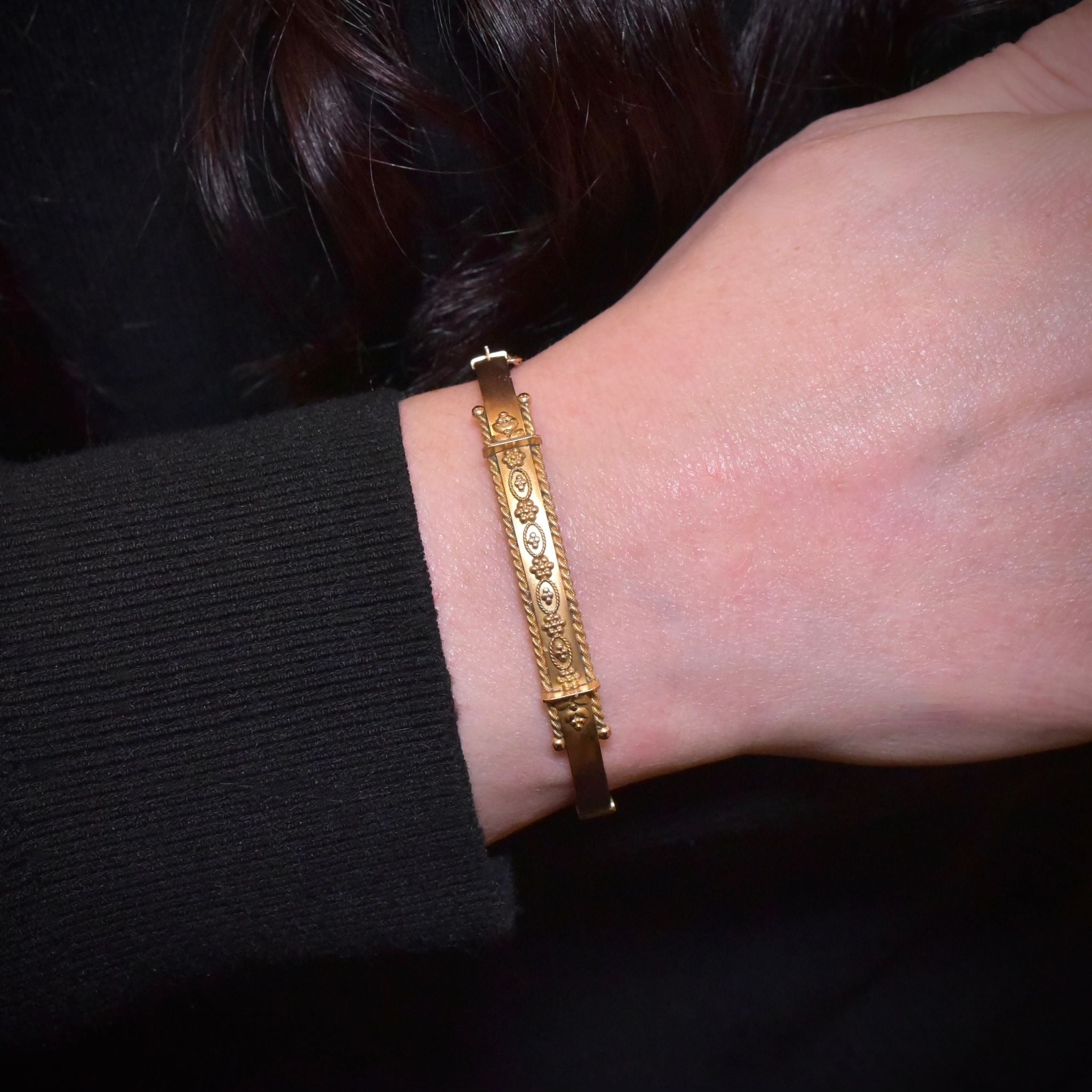 Antique Victorian 9ct Rose Gold Etruscan Revival Bangle - Birmingham 1900