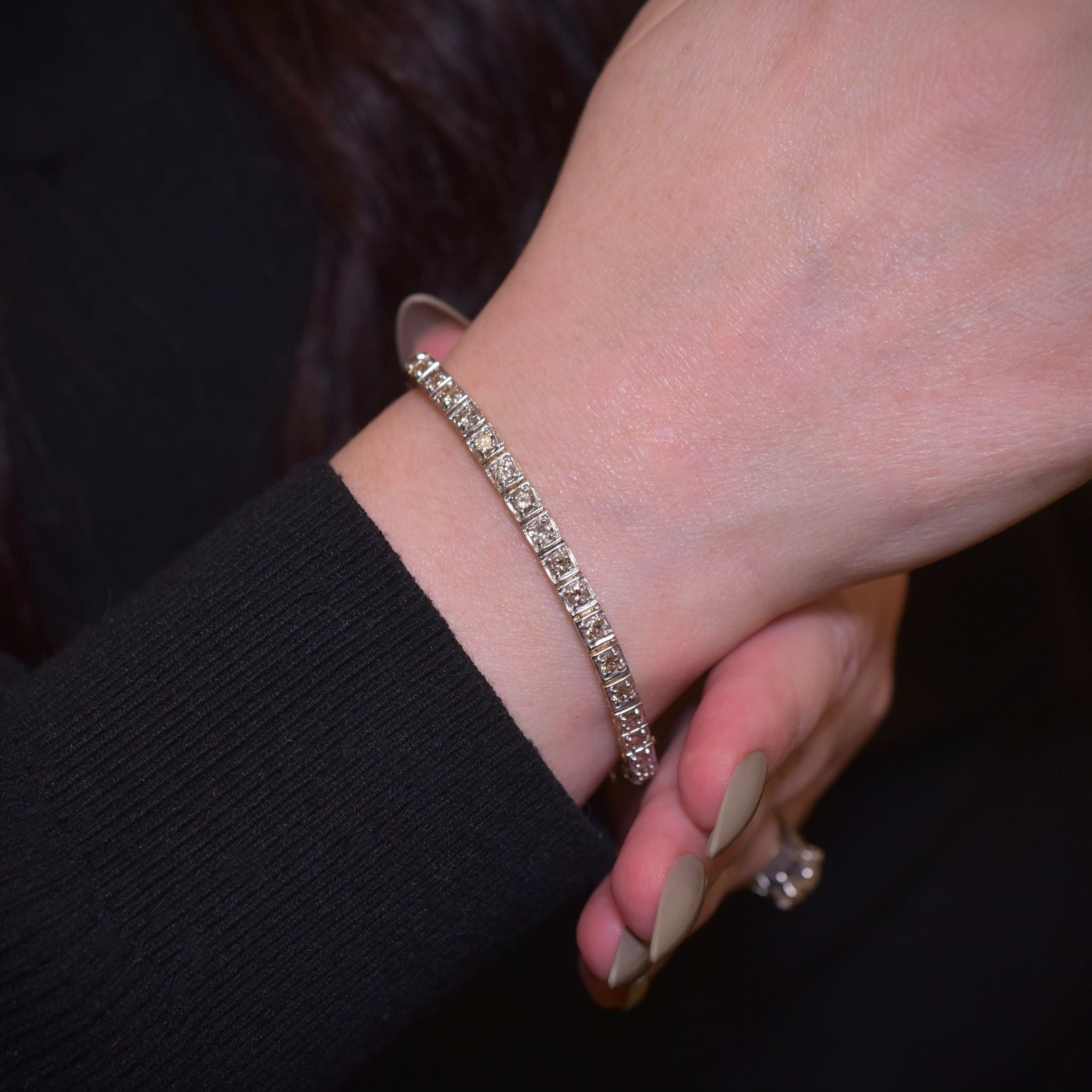 Contemporary 14ct Yellow Gold Champagne Diamond Tennis Bracelet - 3.50ct
