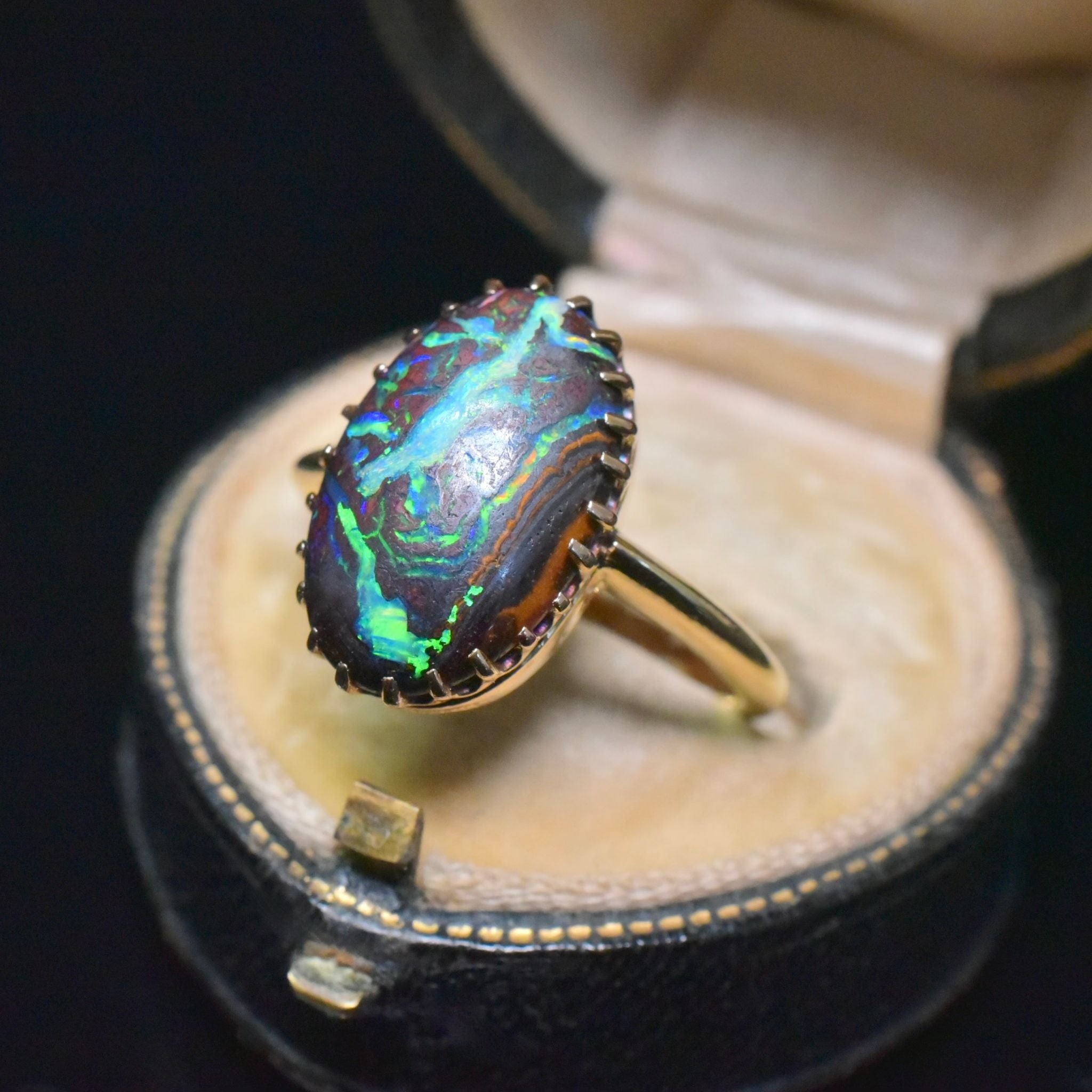 Antique Australian 9ct Yellow Gold Solid Boulder Opal Ring Circa 1930-40