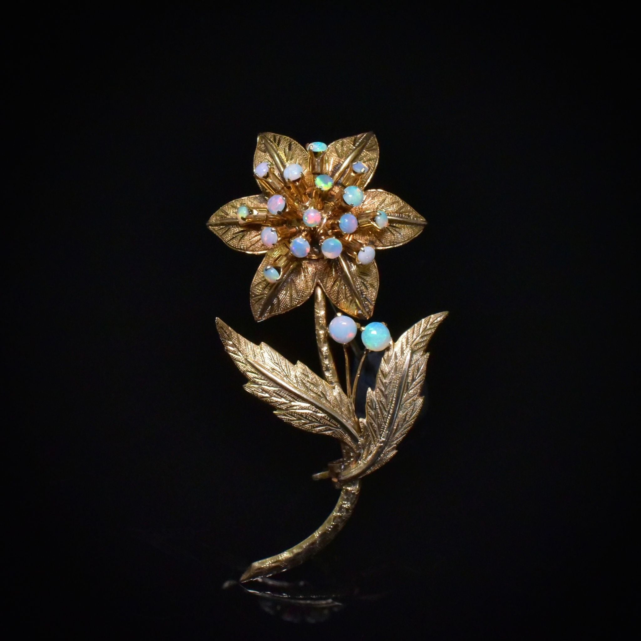 Vintage 14ct Yellow Gold And Solid Opal ‘Daisy’ Brooch