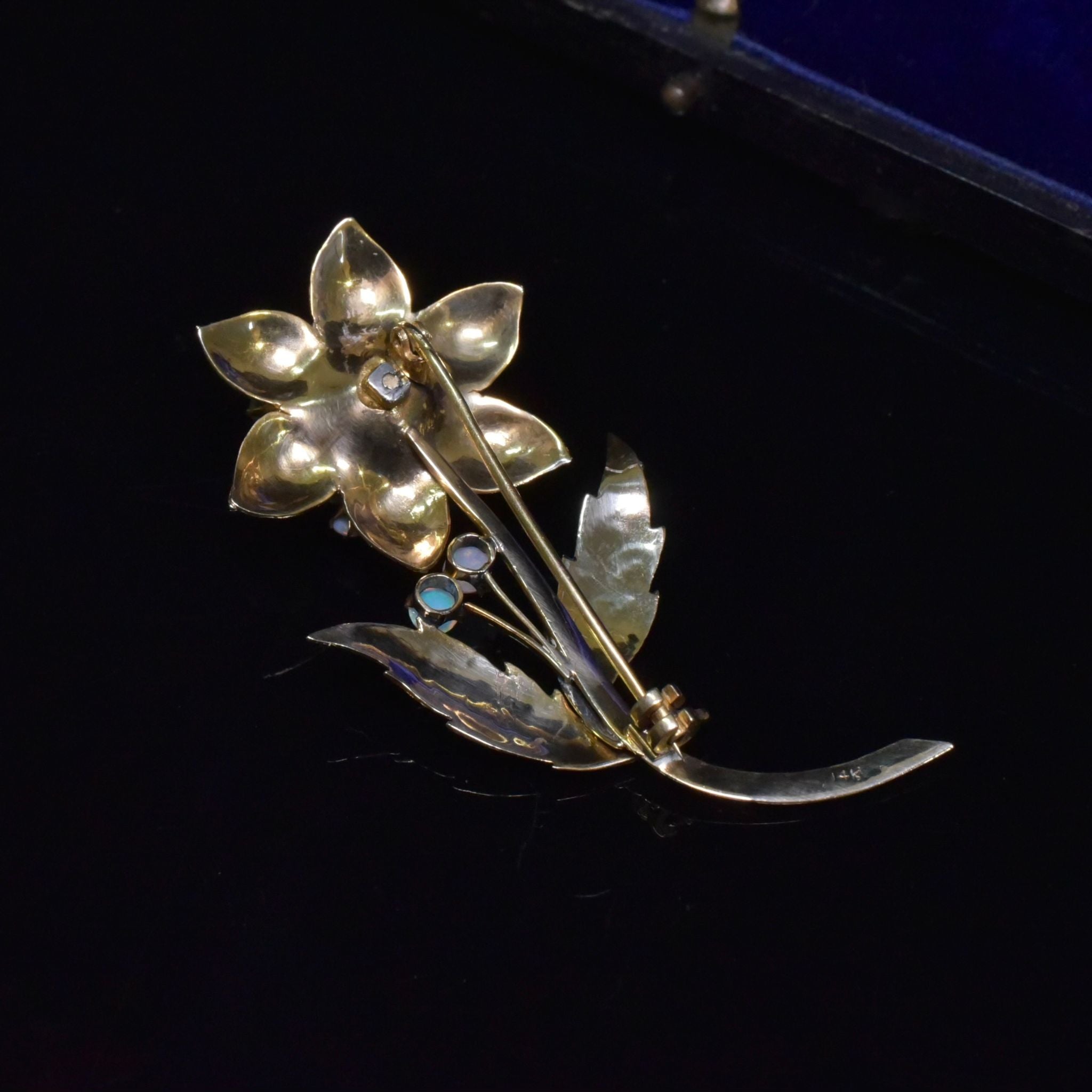 Vintage 14ct Yellow Gold And Solid Opal ‘Daisy’ Brooch