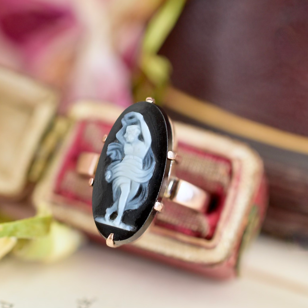 Victorian 9ct Rose Gold Carved Onyx Cameo Ring Circa 1890-1900