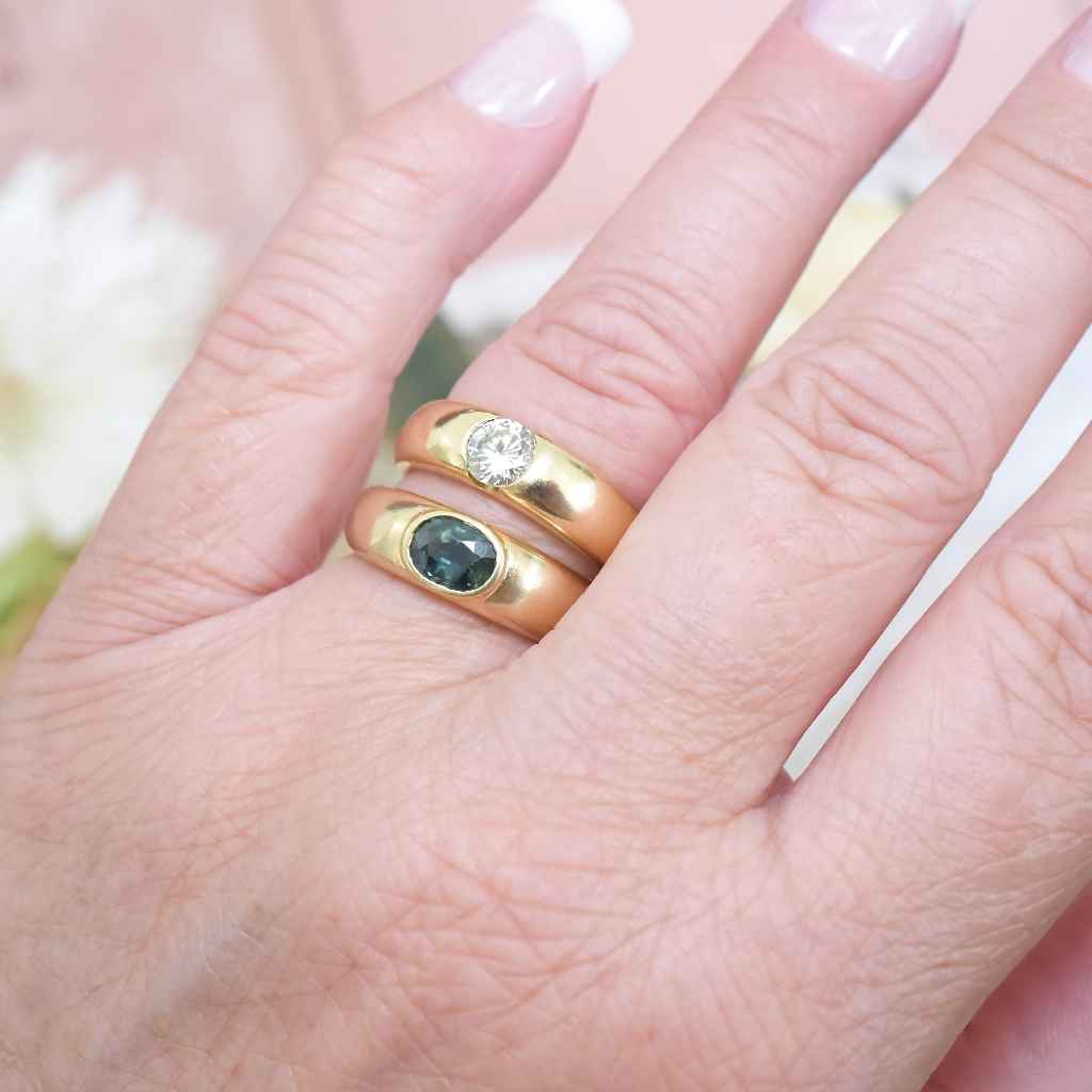 Modern 18ct Yellow Gold ‘Parti’ Sapphire Ring