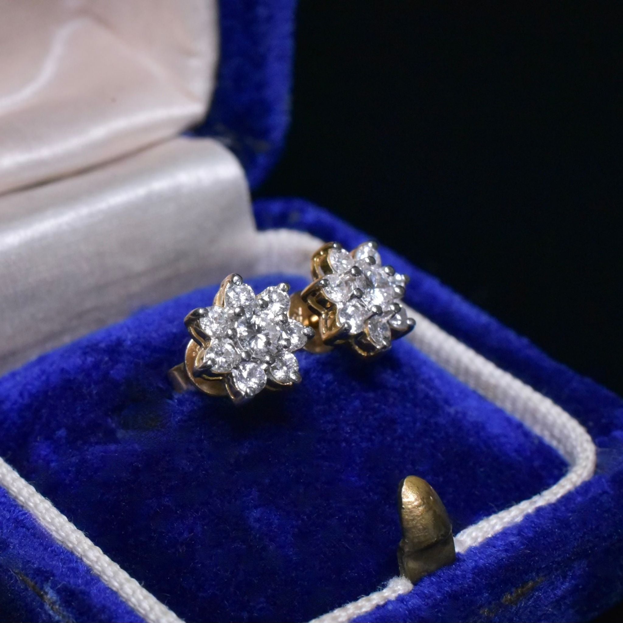 Modern 18ct Yellow Gold Diamond Daisy Clusters- 0.56ct