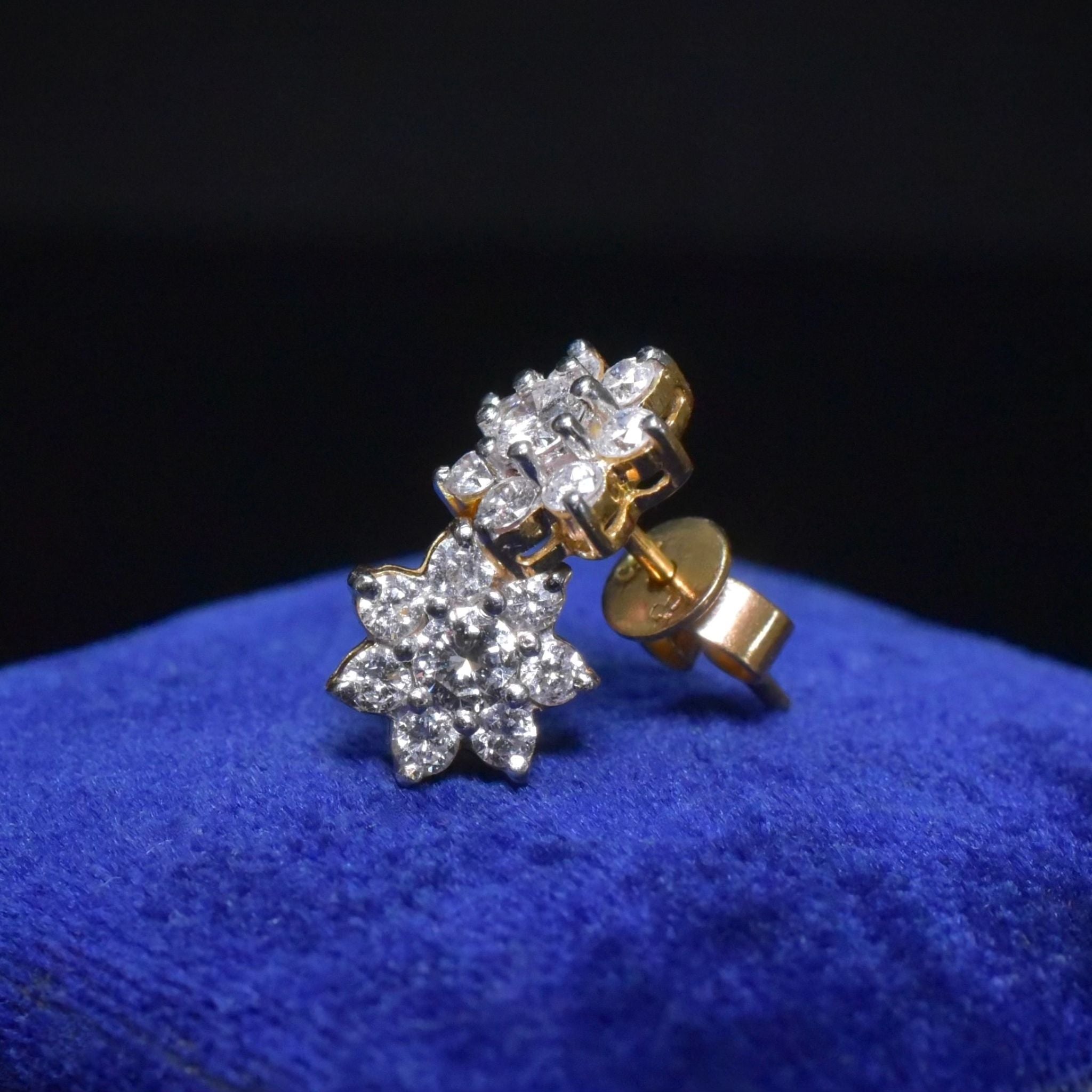Modern 18ct Yellow Gold Diamond Daisy Clusters- 0.56ct