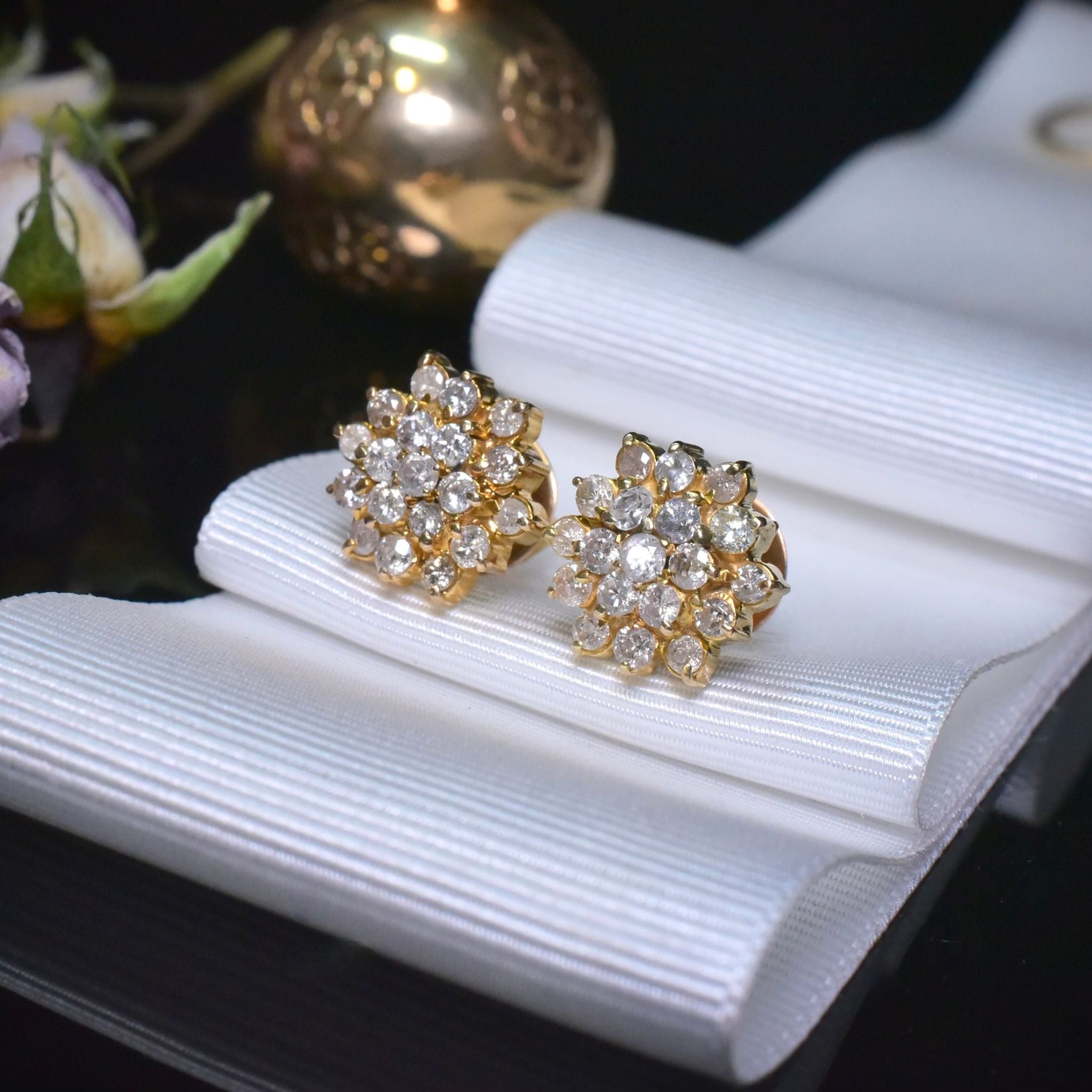 Contemporary 14ct Yellow Gold Diamond ‘Daisy’ Cluster Earrings