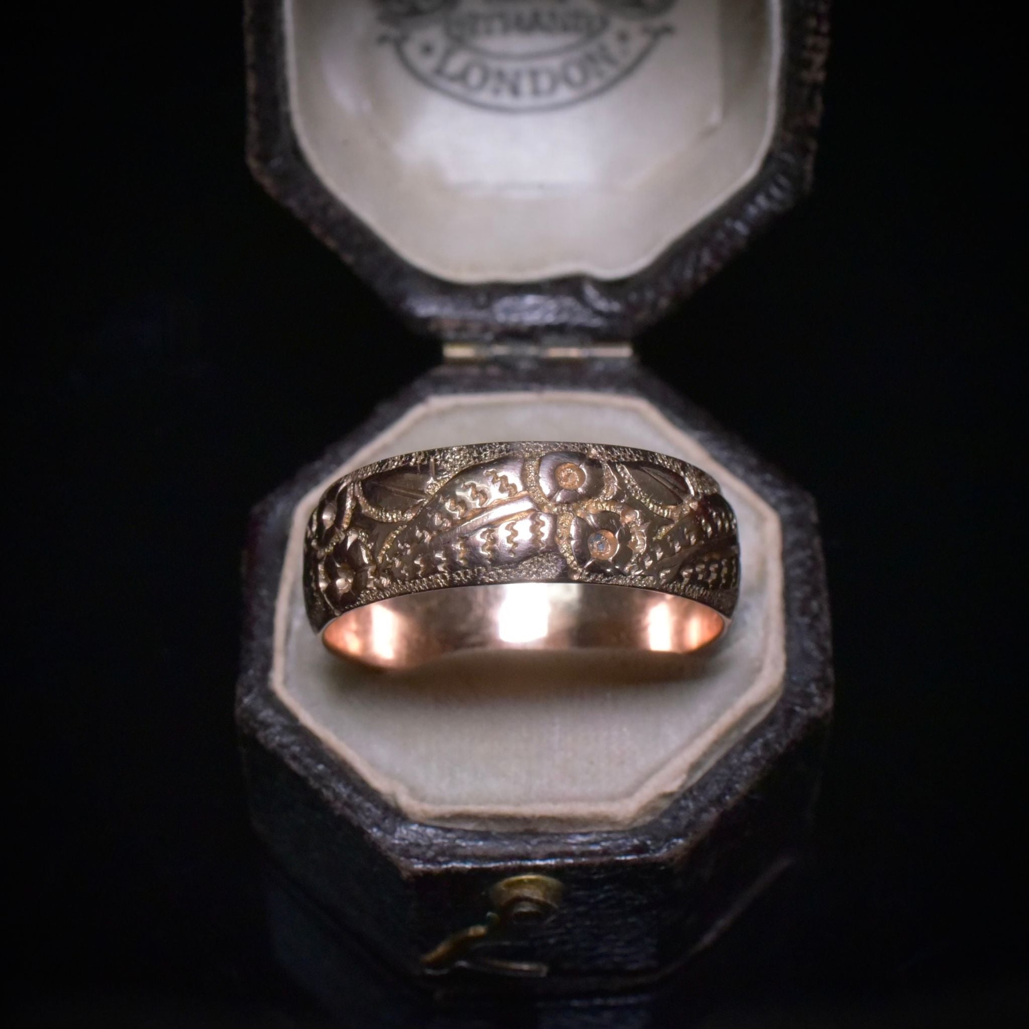 Antique Victorian 9ct Rose Gold Wide Floral Band - Chester 1900