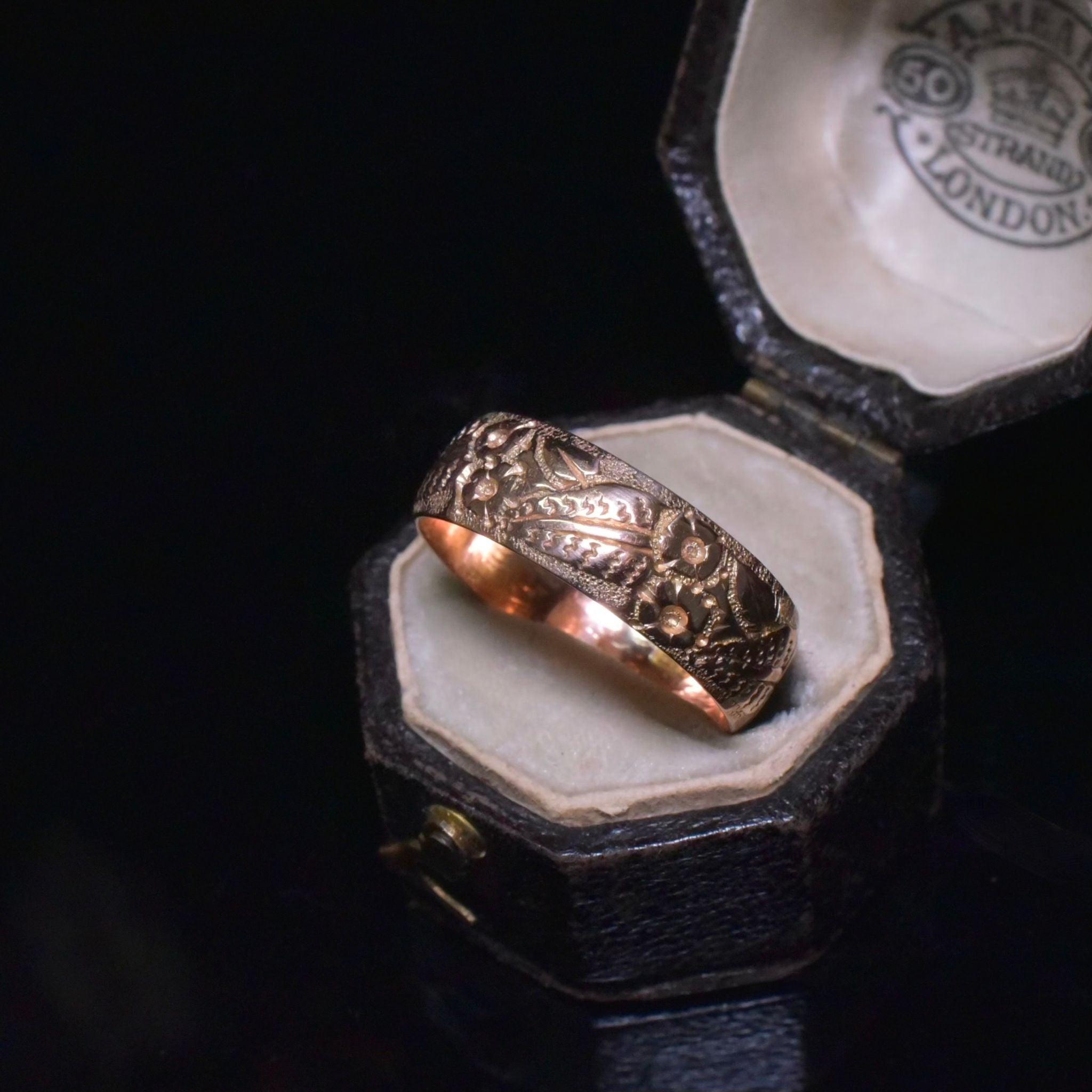 Antique Victorian 9ct Rose Gold Wide Floral Band - Chester 1900