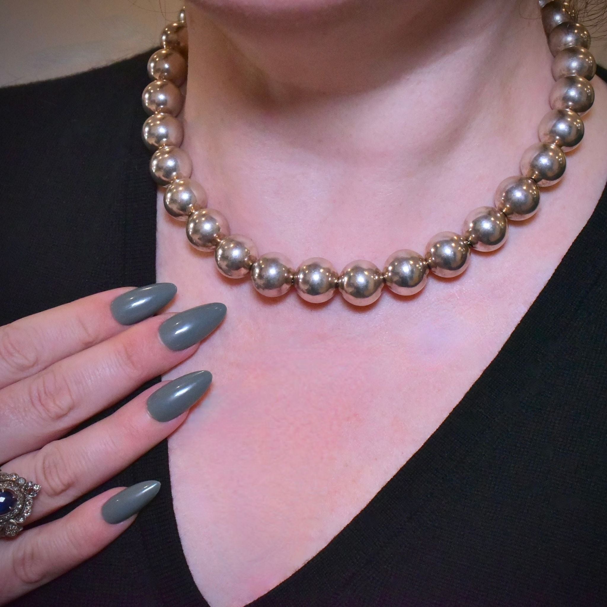 Superb Vintage Sterling Silver Rondel Bead Necklace