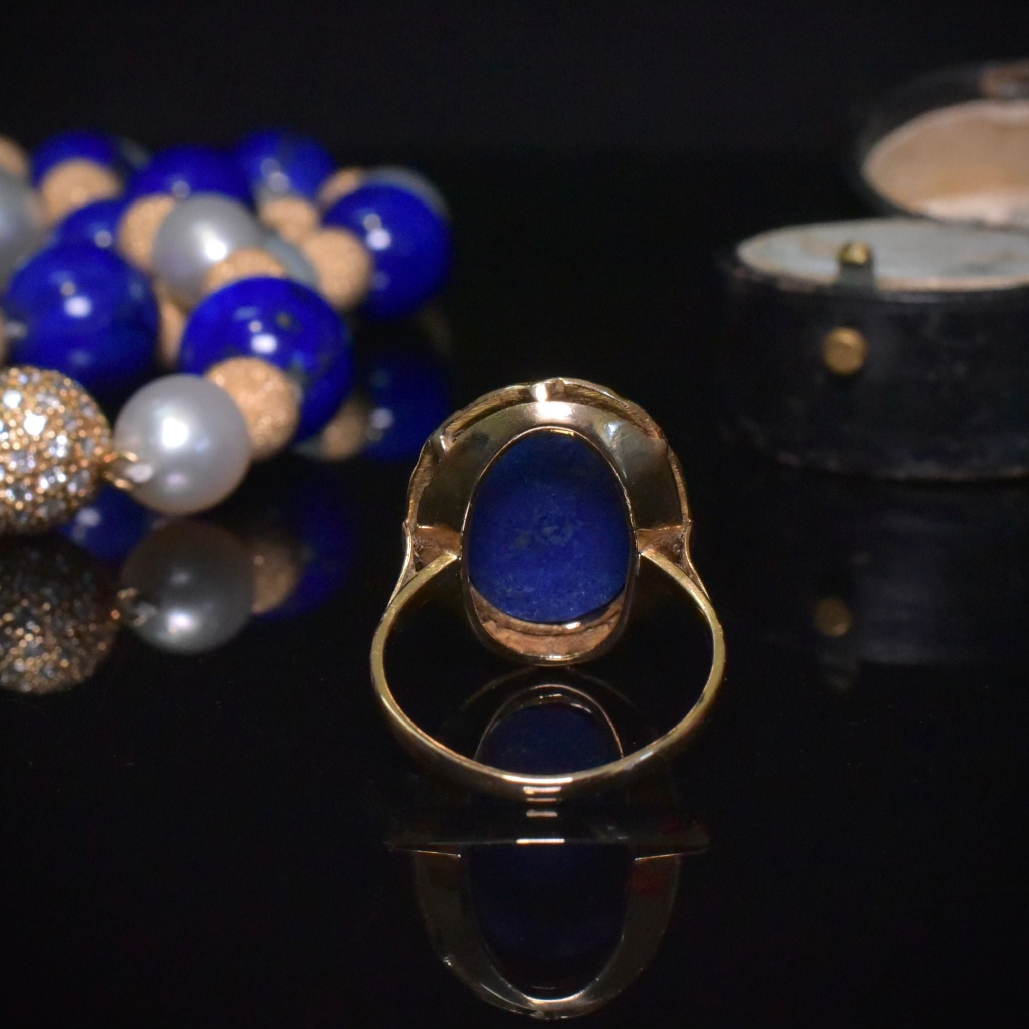 Vintage 18ct Yellow Gold Lapis Lazuli Ring