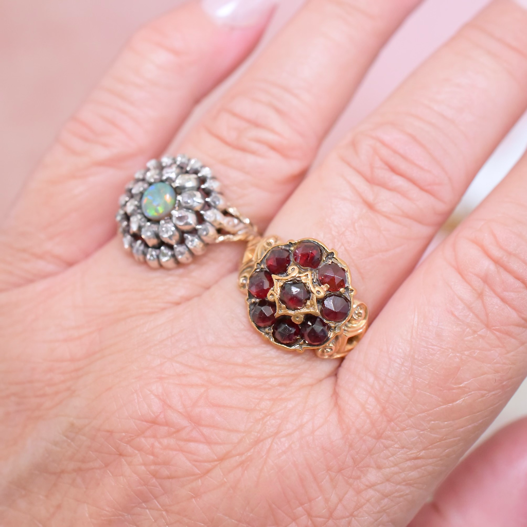 Antique 18ct Yellow Gold Bohemian Rose-Cut Garnet Daisy Halo Ring - Circa 1900