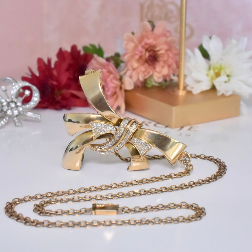 Modern 9ct Yellow Gold Diamond ‘Bow’ Necklace
