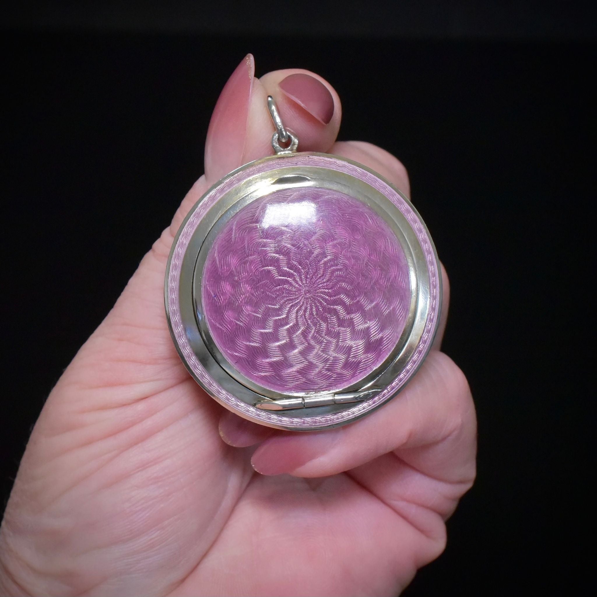 Antique Art Deco Sterling Silver Guilloché Enamel Compact / Pendant - London 1925