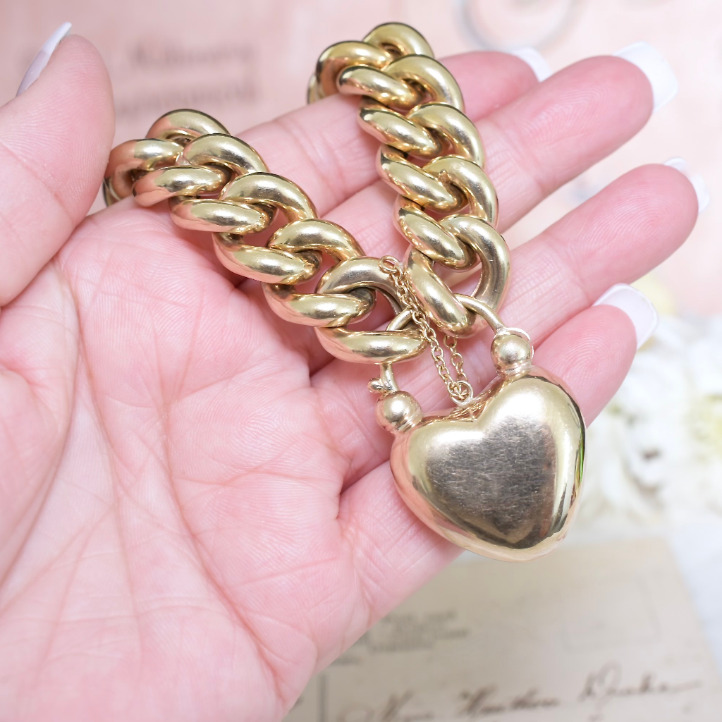 Modern 9ct Yellow Gold ‘Chunky’ Heart Padlock Curblink Bracelet - 47 Grams