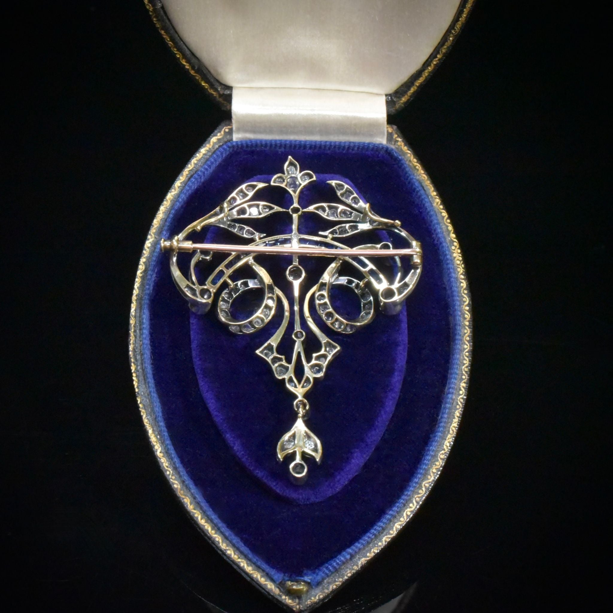 Superb Antique Victorian 15ct Yellow Gold And Silver Diamond And Sapphire Pendant/Brooch Circa 1890