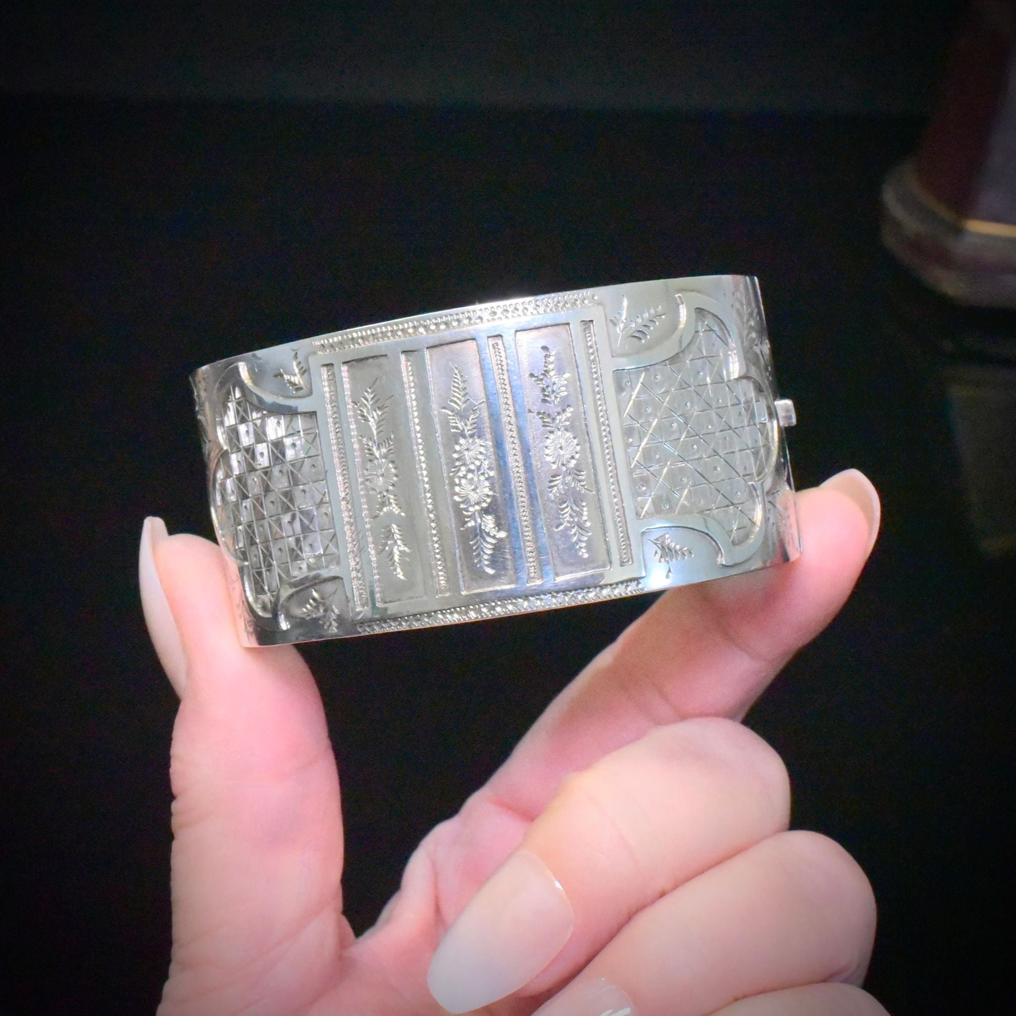 Stunning Antique Victorian Sterling Silver Bangle/Cuff - Birmingham 1882