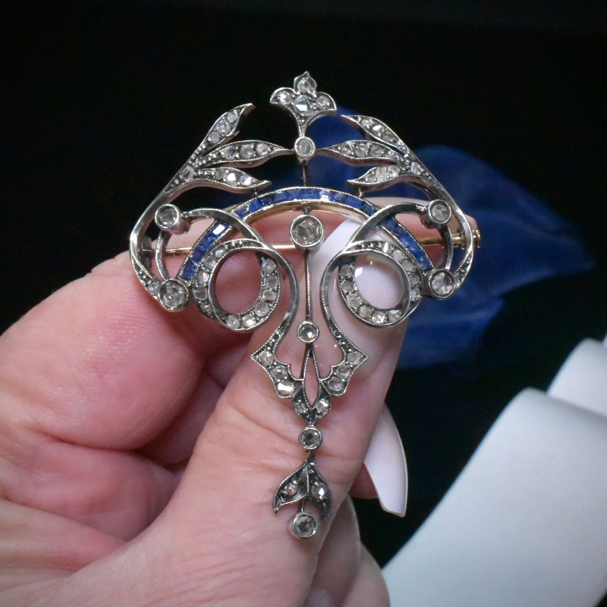 Superb Antique Victorian 15ct Yellow Gold And Silver Diamond And Sapphire Pendant/Brooch Circa 1890