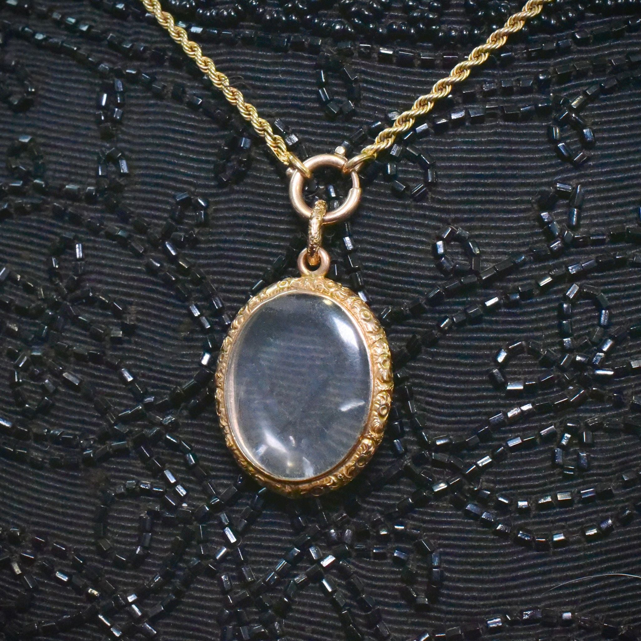 Antique Victorian 9ct Rose Gold Opening Double Sided Locket Circa 1890