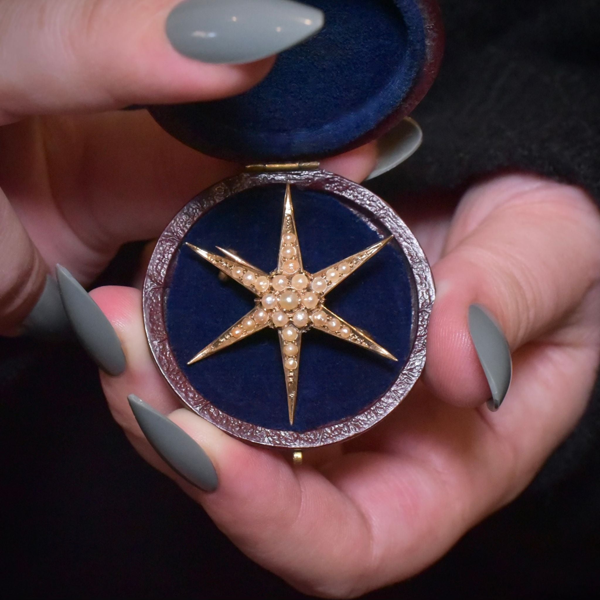 Antique Australian 15ct Yellow Gold Starburst Brooch By Aronson & Co. Circa 1910-15