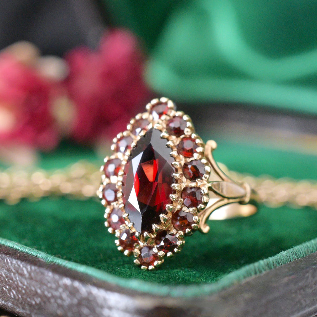 Contemporary 9ct Yellow Gold And Garnet Navette Ring - London 1991