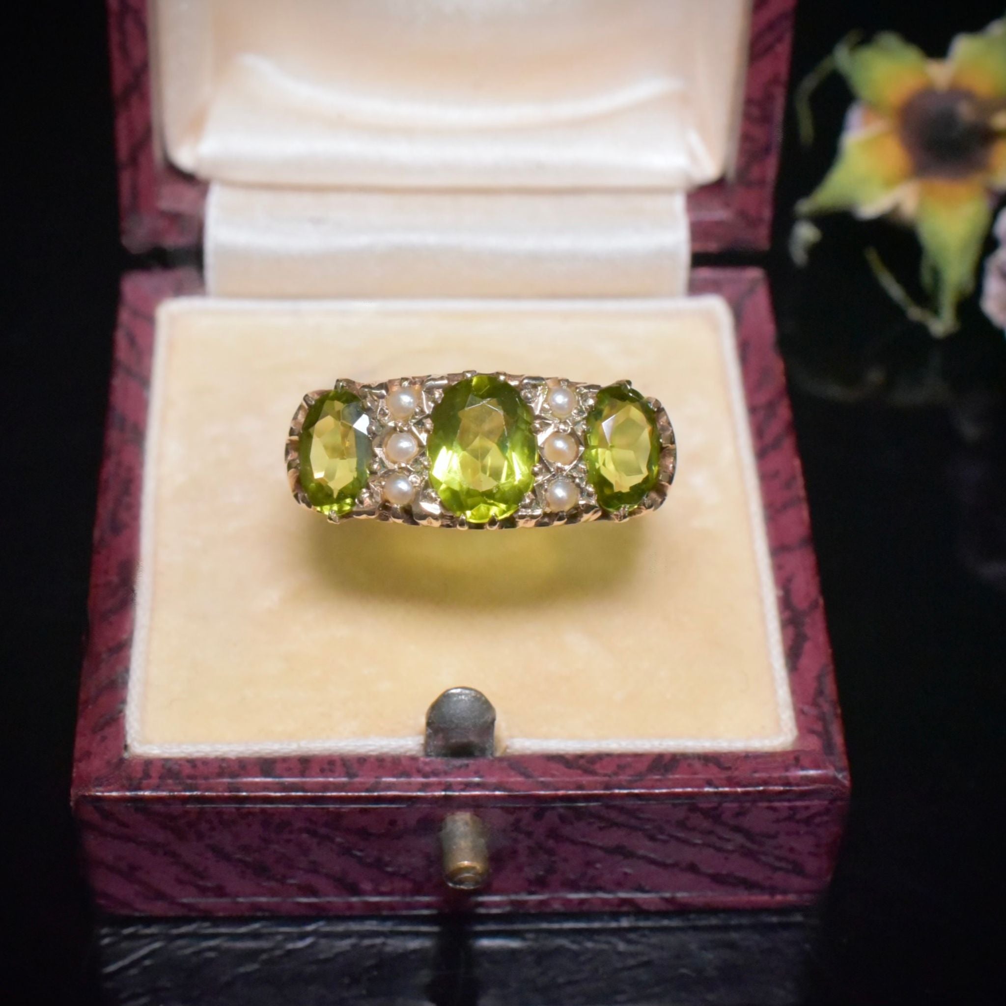 Superb Vintage 9ct Yellow Gold Peridot And Seed Pearl Bridge Ring - Birmingham 1971