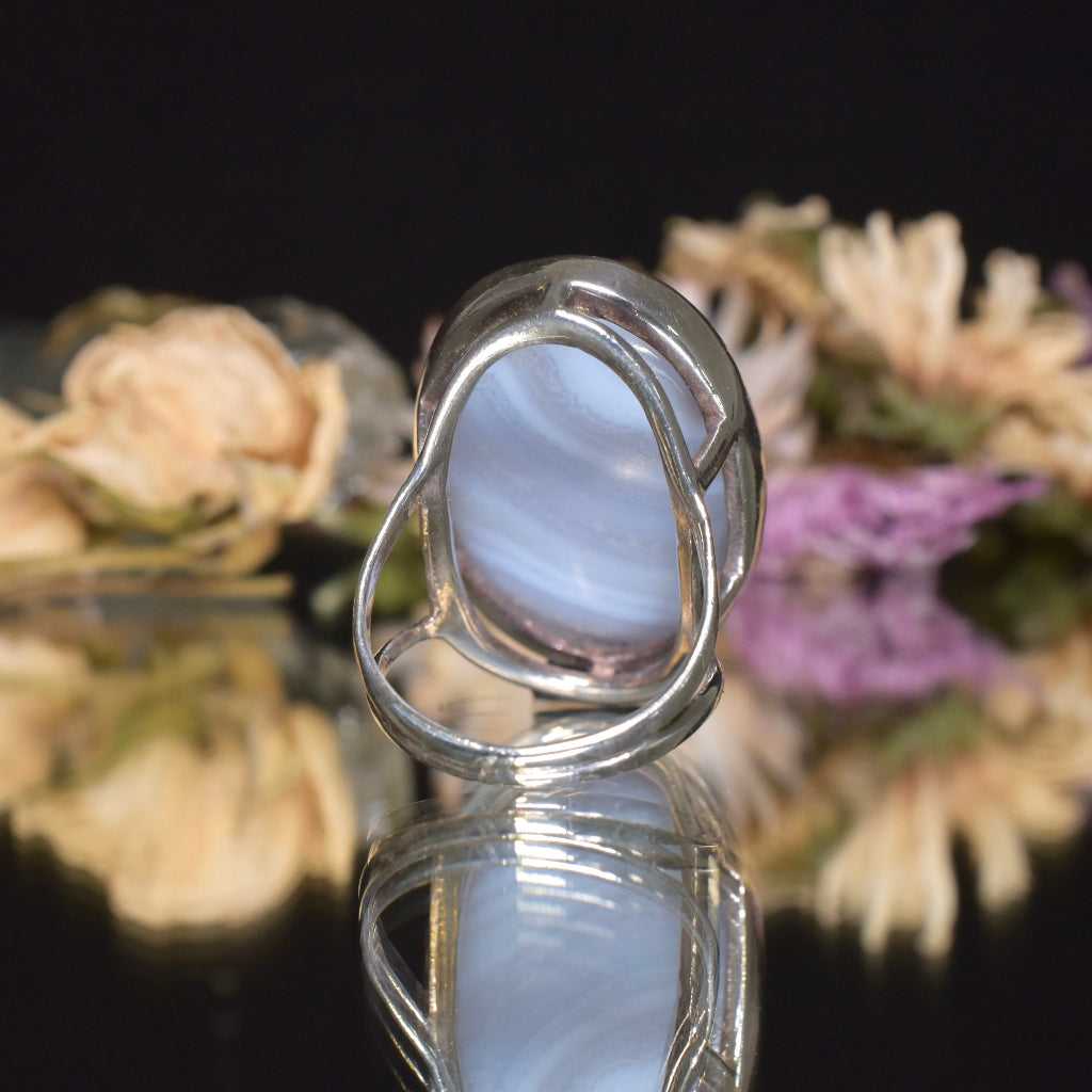 A Modern Sterling Silver Large Lace Agate Ring