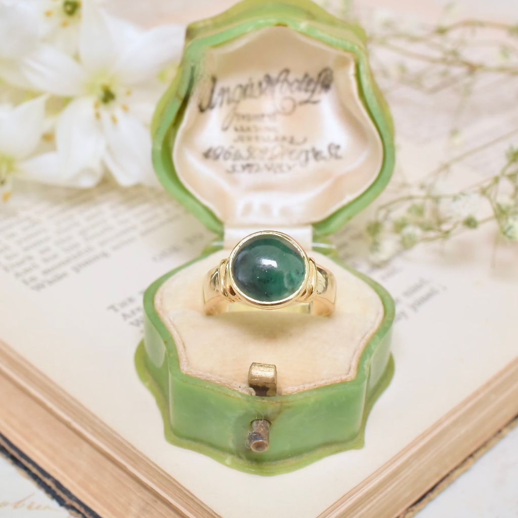 Modern 18ct Yellow Gold And Cabochon Emerald 4.0ct Ring