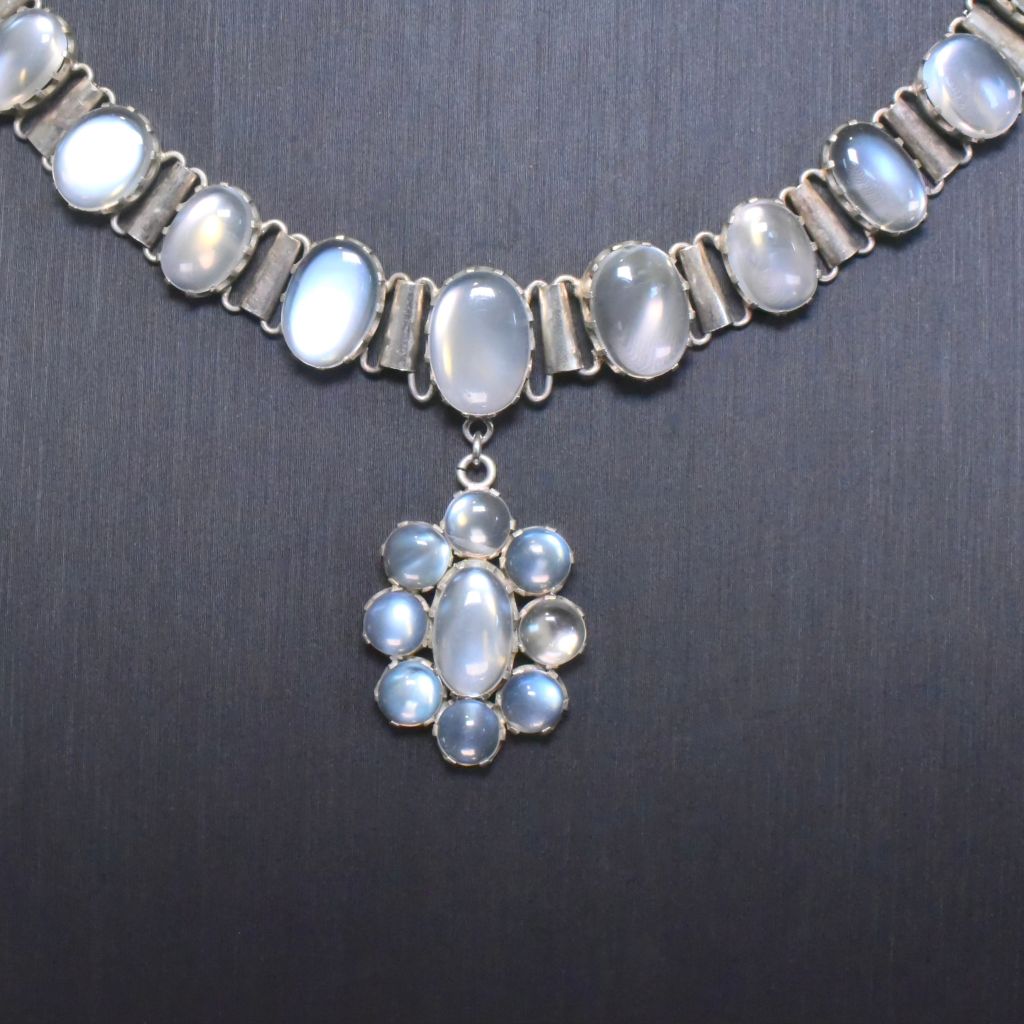 Antique Edwardian to Early Art Deco Era Silver And Moonstone Pendant Necklace - 50.00ct