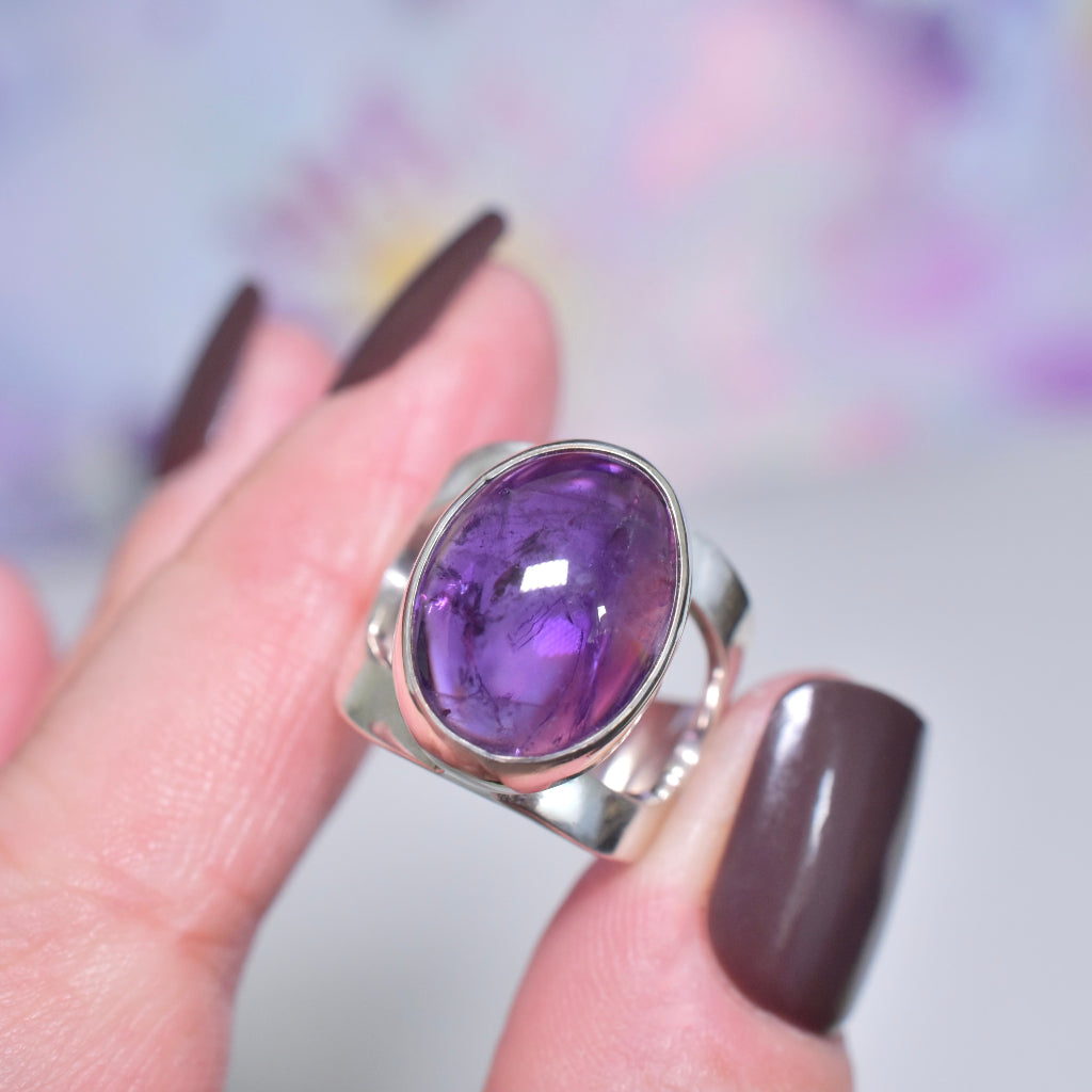 Vintage Sterling Silver Amethyst Cabochon Ring