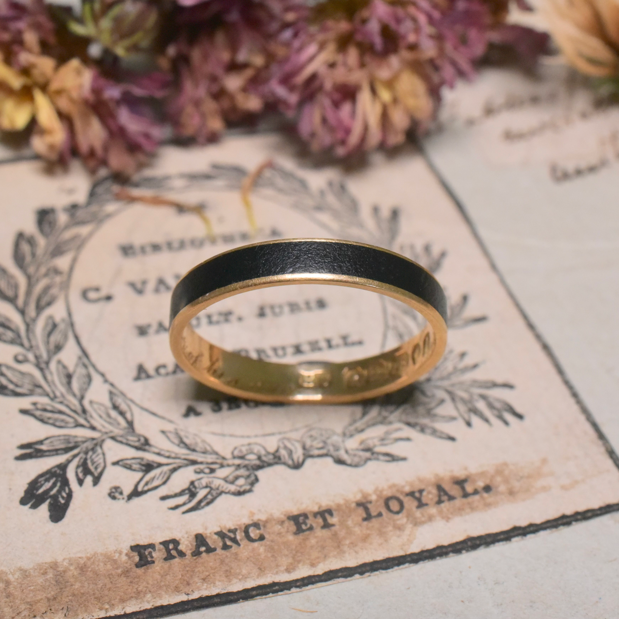 Antique Georgian 18ct Gold Enamel Mourning Ring - London 1826