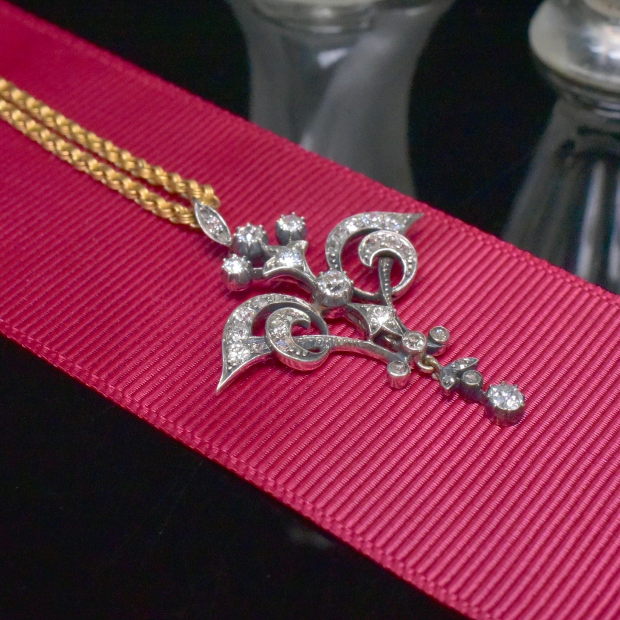 Outstanding Antique Edwardian 15ct Gold Combination Pendant / Brooch Circa 1901-1910