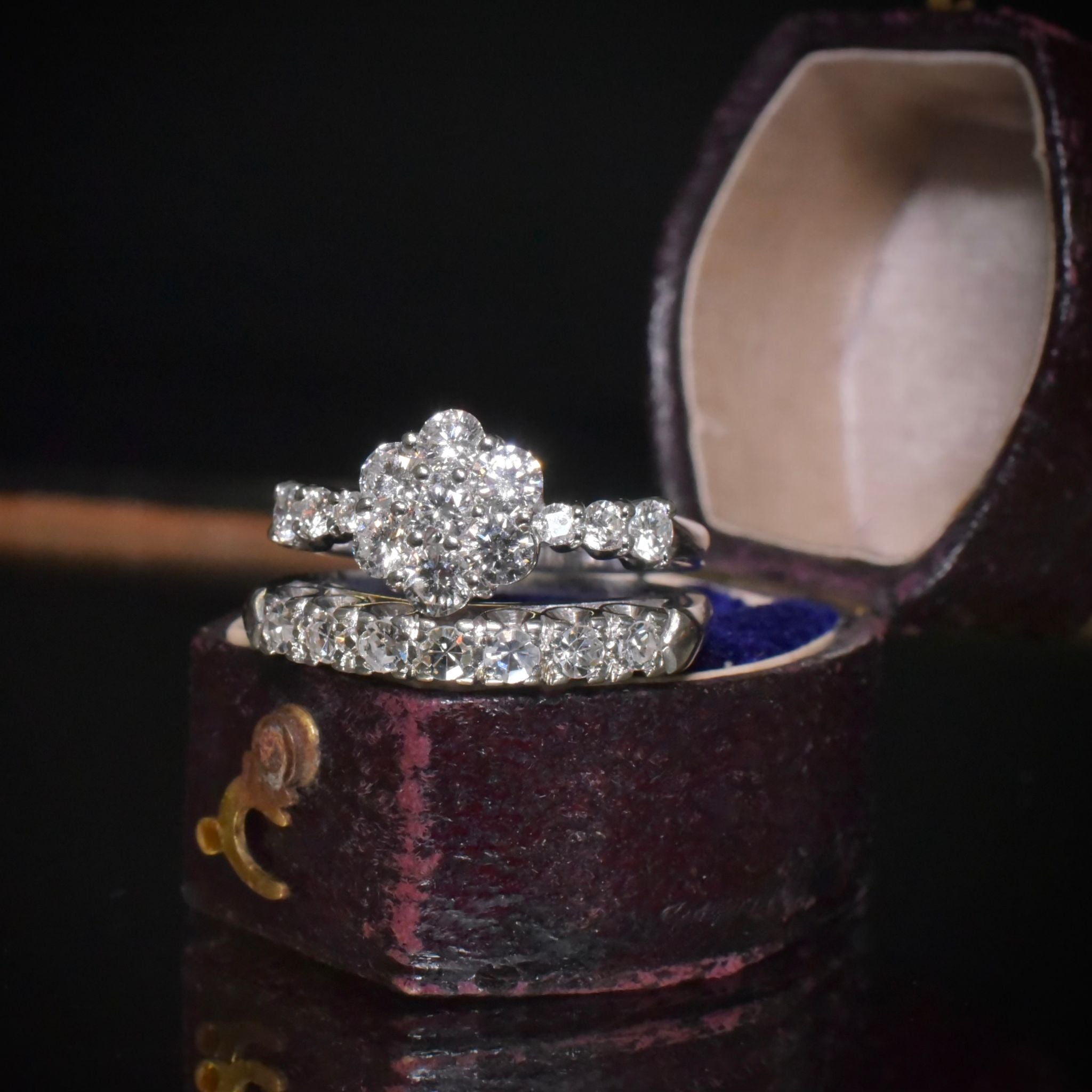 Contemporary 18ct White Gold And Diamond ‘Daisy’ Cluster Ring - 0.85ct