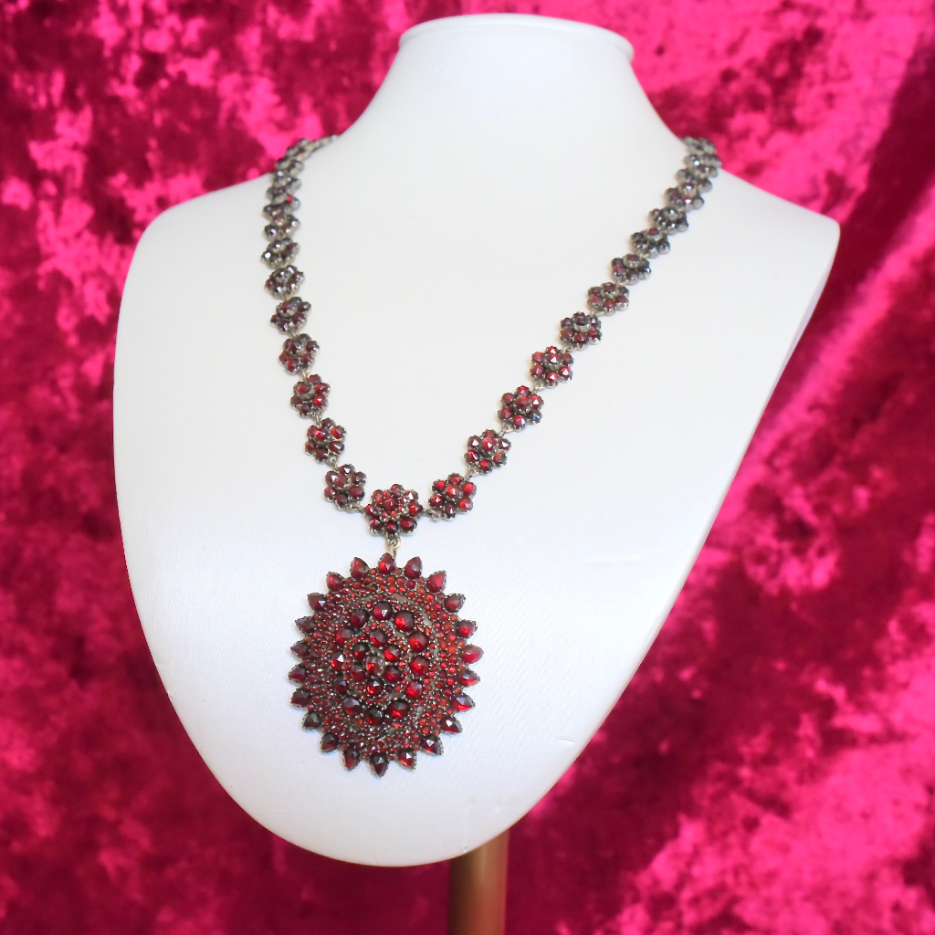 Antique Victorian Bohemian Garnet Necklace And Pendant Circa 1890-1900