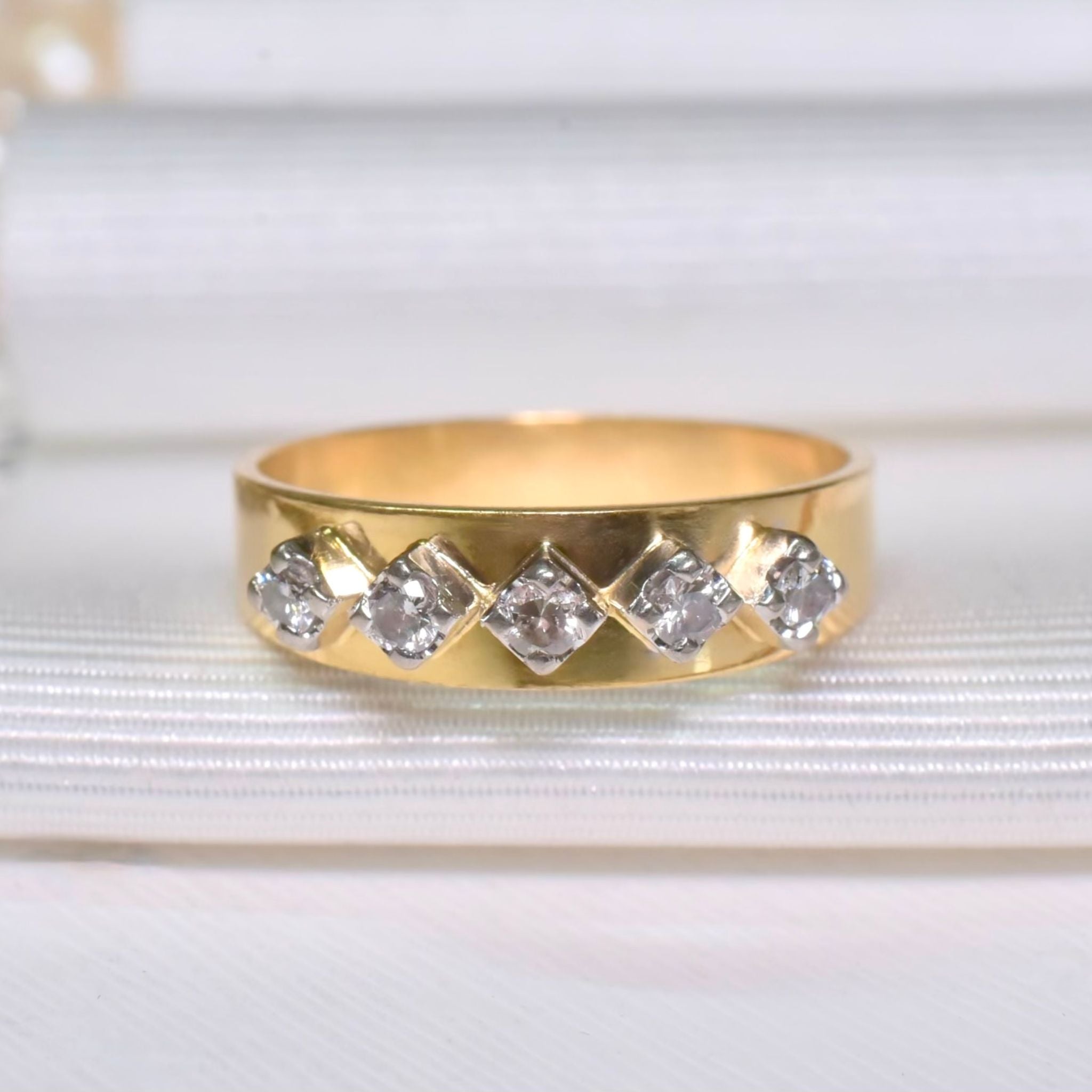 Vintage 18ct Yellow Gold Five Diamond Ring Circa 1950’s