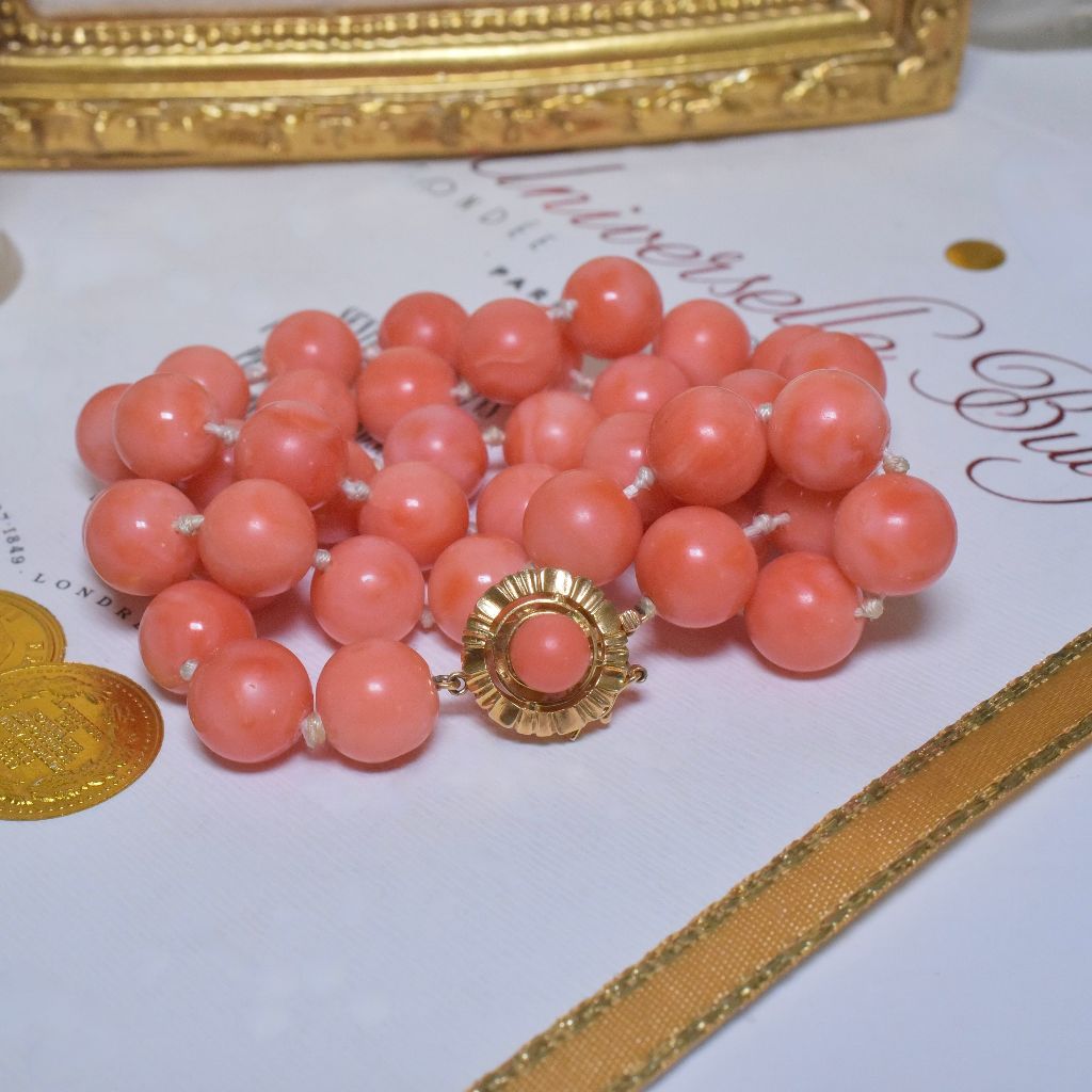 Estate 14ct Yellow Gold Salmon Coral (Momo?) Bead Necklace