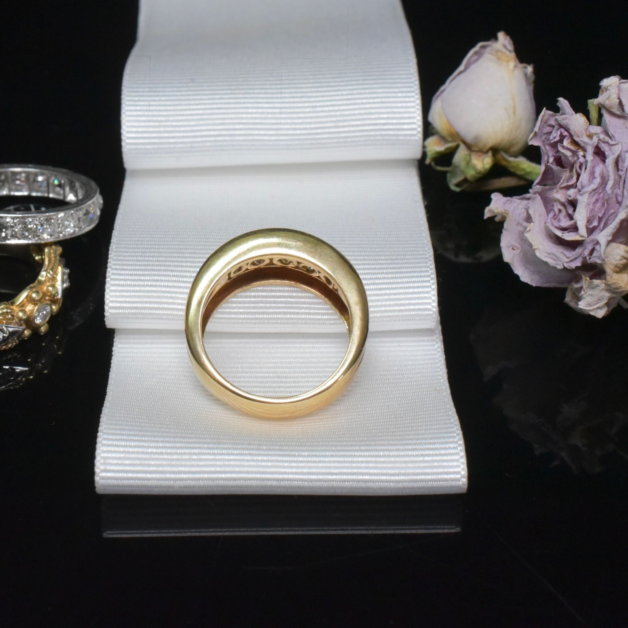 Superb Heavy 18ct Yellow Gold And Diamond Ring