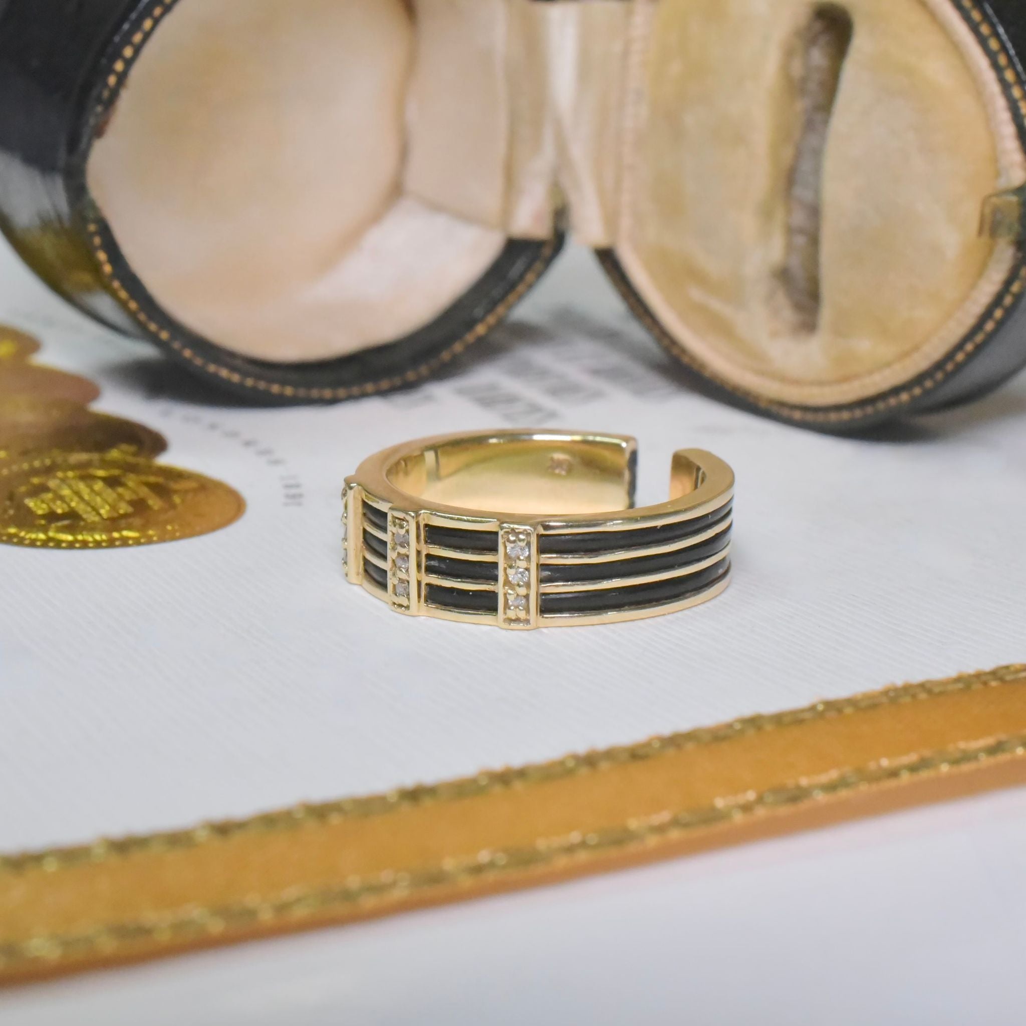 Contemporary 9ct Yellow Gold Diamond And Elephant Hair Ring