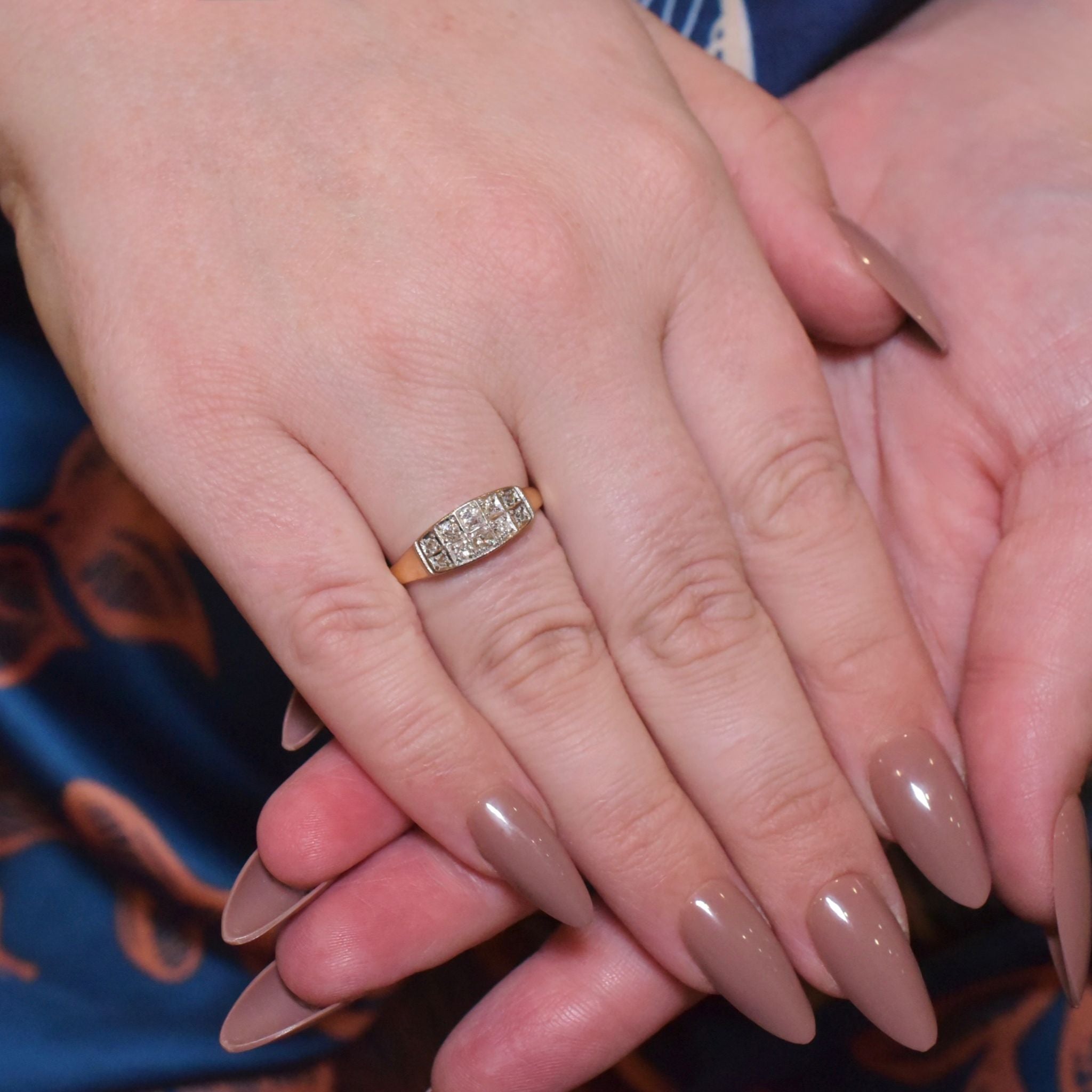 Vintage 18ct Yellow Gold And Diamond Ring - Birmingham 1977