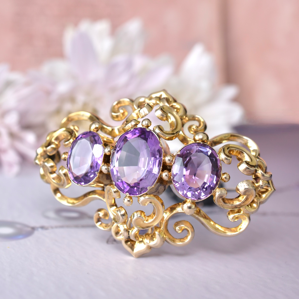 Antique Victorian 9ct Yellow Gold And Amethyst Brooch