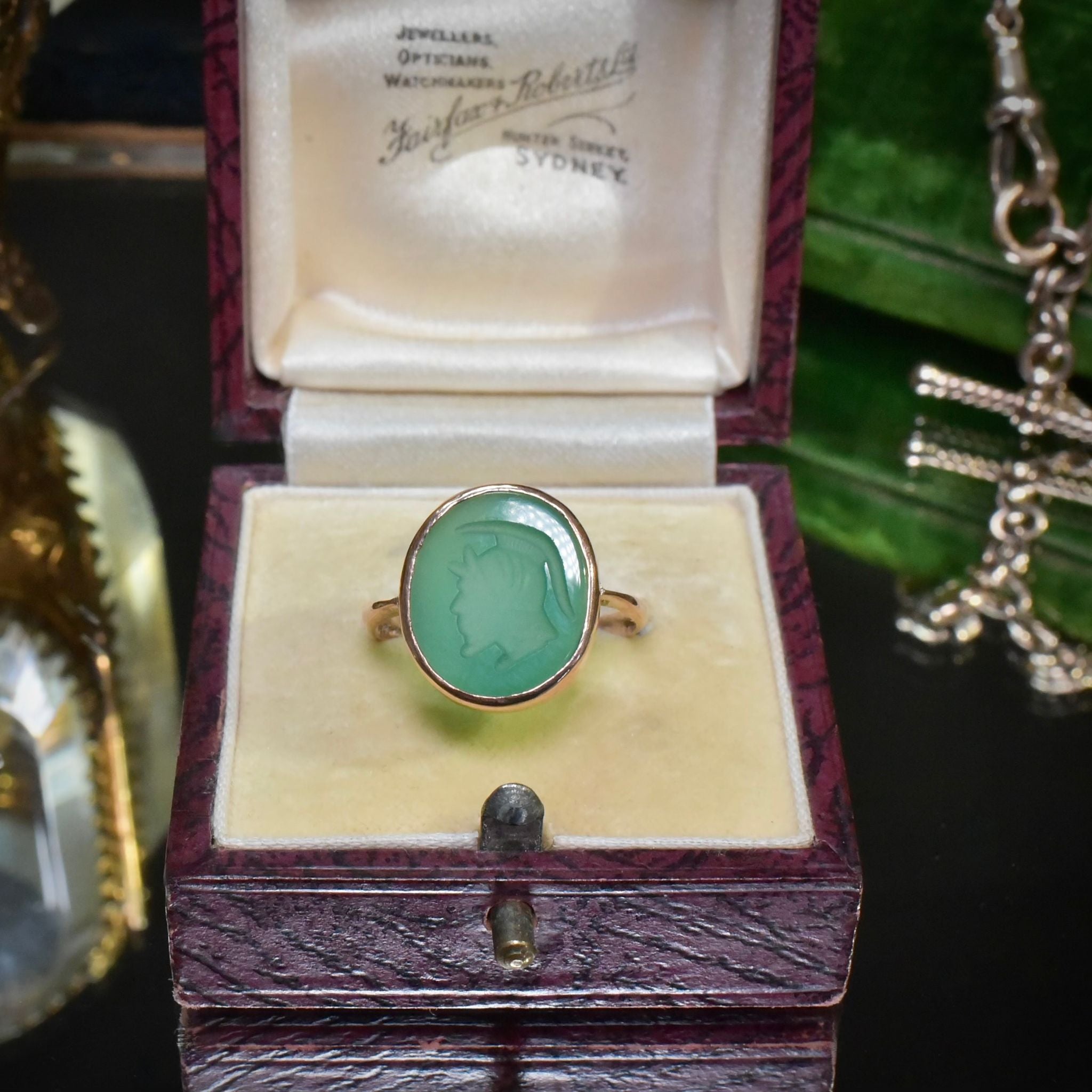 Vintage 9ct Rose Gold Green Chalcedony Intaglio Ring