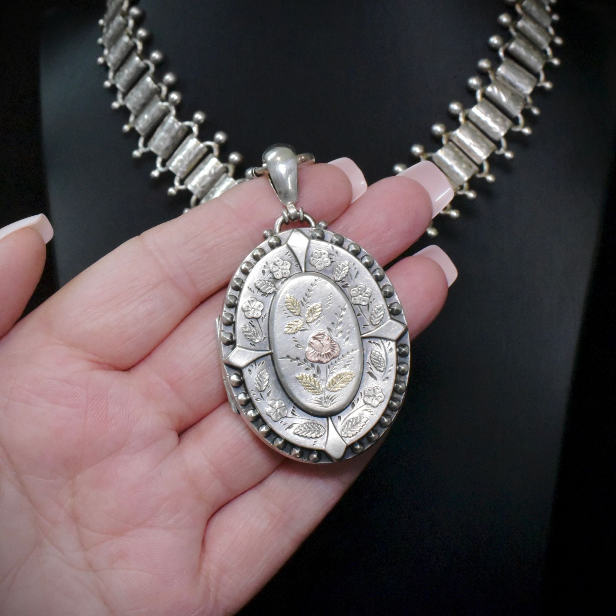 Superb Antique Victorian Sterling Silver Locket & Book-Chain - Constantine & Floyd, Birmingham 1882