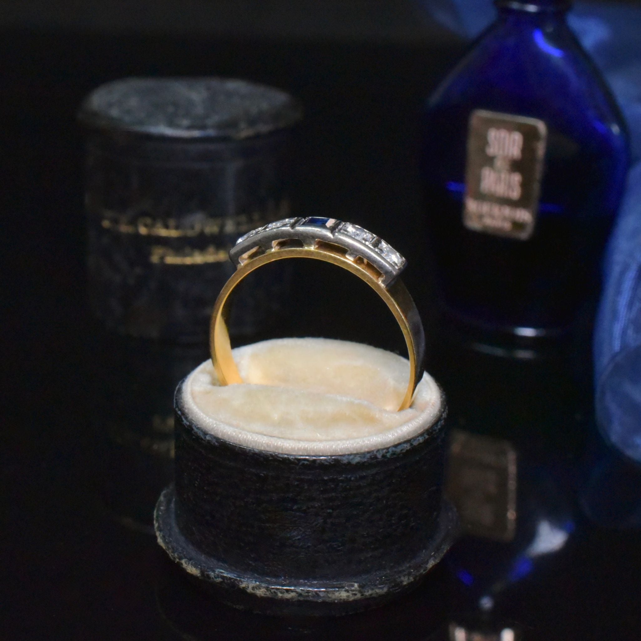 Vintage Australian 18ct Yellow Gold Diamond And Sapphire Ring Circa 1940-50