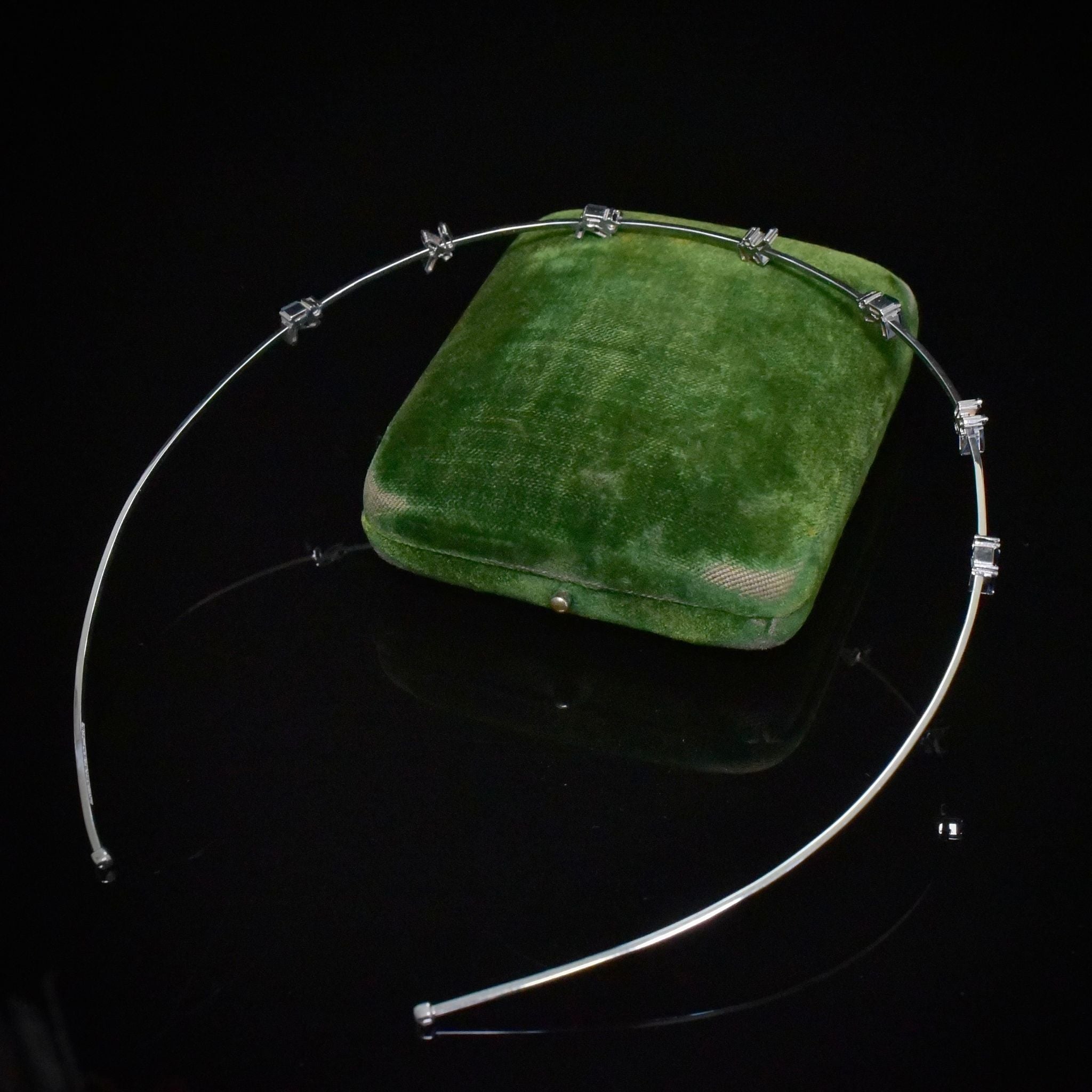 Superb 18ct White Gold Sapphire And Diamond ‘Fireworks’ Bandeau/Headband By SUZANNE KALAN RRP £6,785 or $14,139 AUD