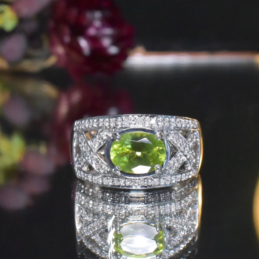 Contemporary 9ct White Gold Peridot And Diamond Ring