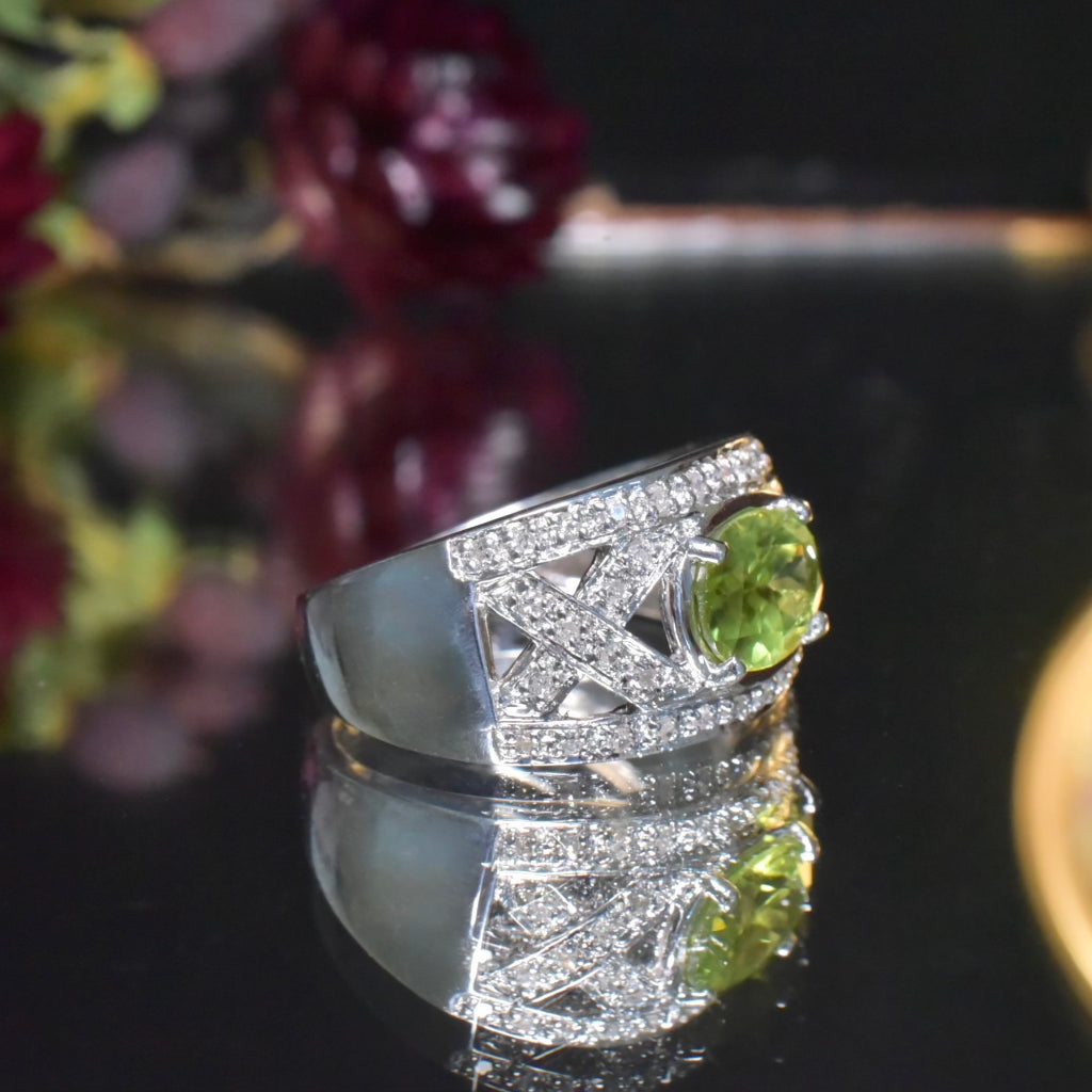 Contemporary 9ct White Gold Peridot And Diamond Ring