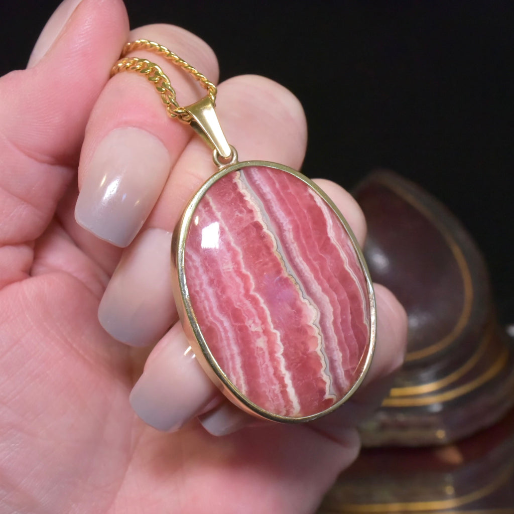 Estate 14ct Yellow Gold Rhodochrosite Pendant - 12.8 Grams