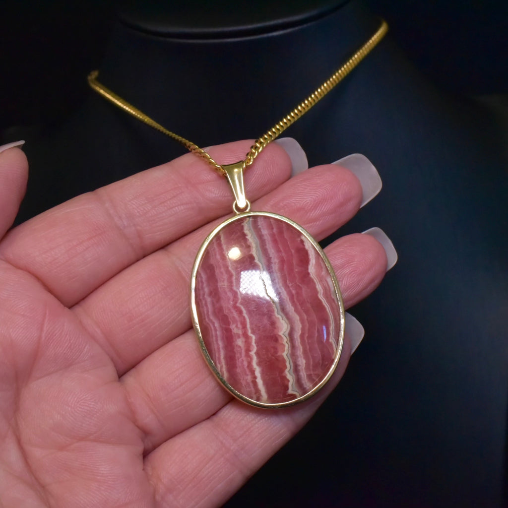 Estate 14ct Yellow Gold Rhodochrosite Pendant - 12.8 Grams