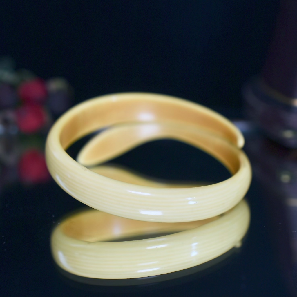 Antique Art Deco 1920’s Celluloid Snake Bangle