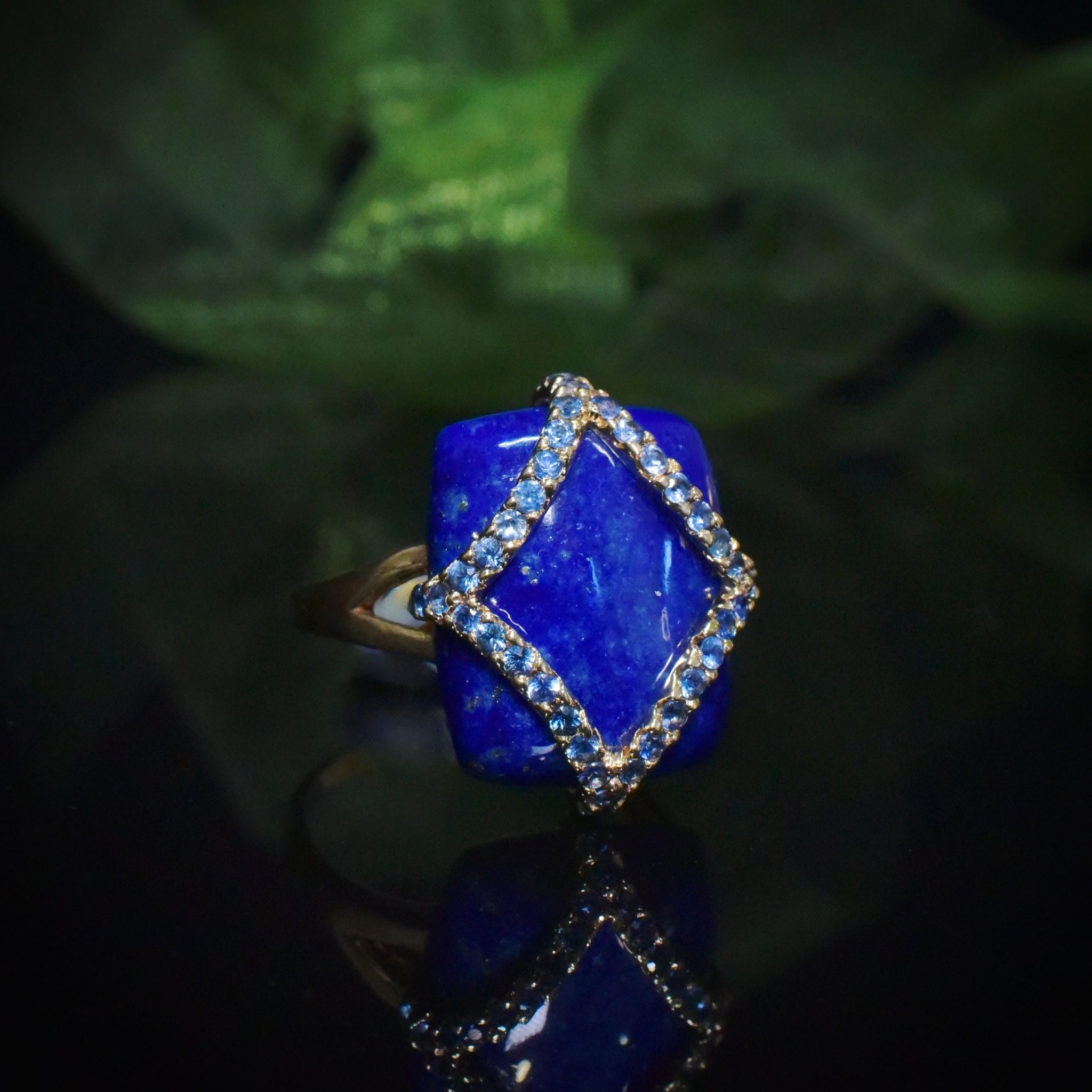 Contemporary 9ct Yellow Gold Lapis Lazuli And Natural Sapphire Ring